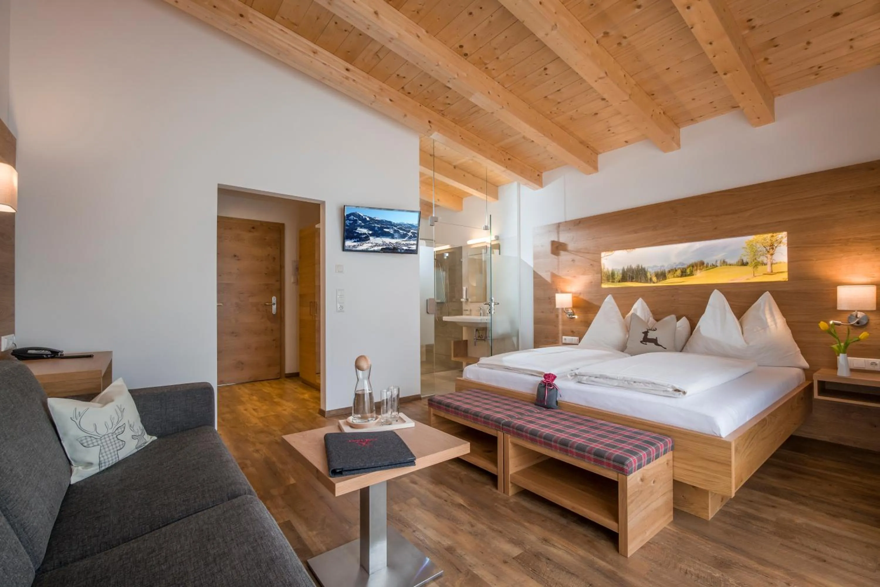 Photo of the whole room in Hotel Post