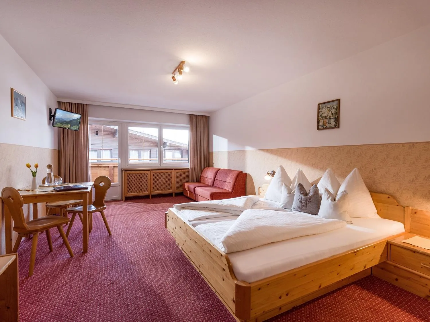 Decorative detail in Hotel Post