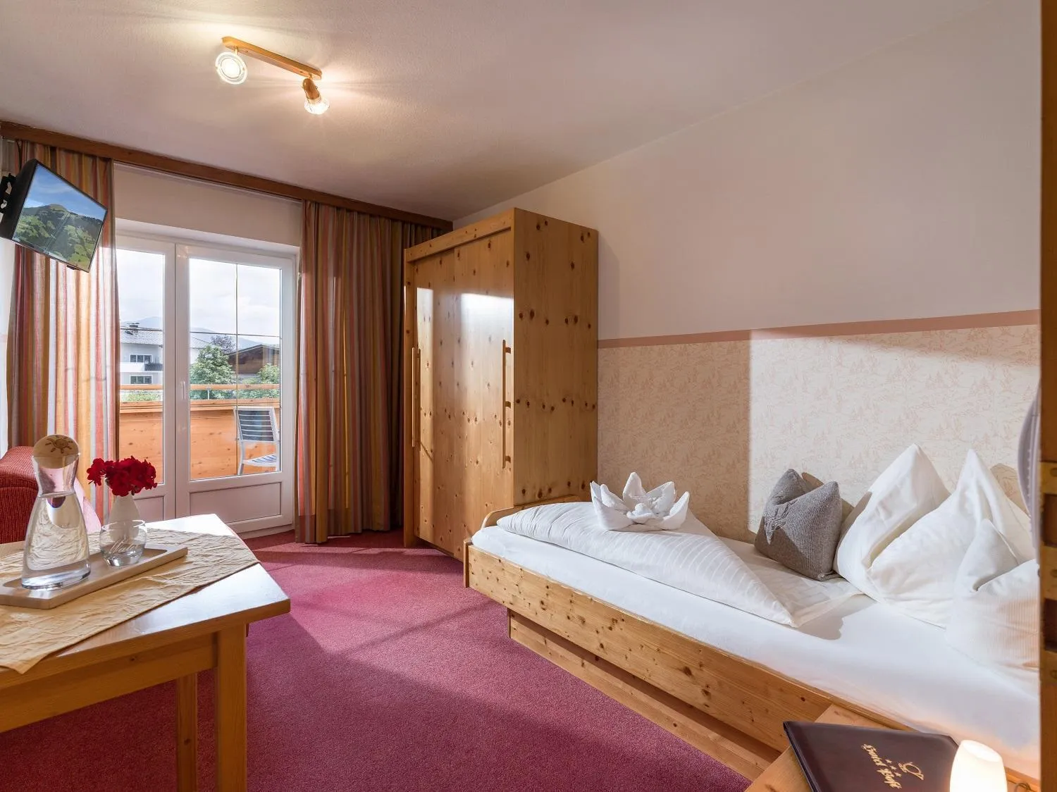 Photo of the whole room in Hotel Post