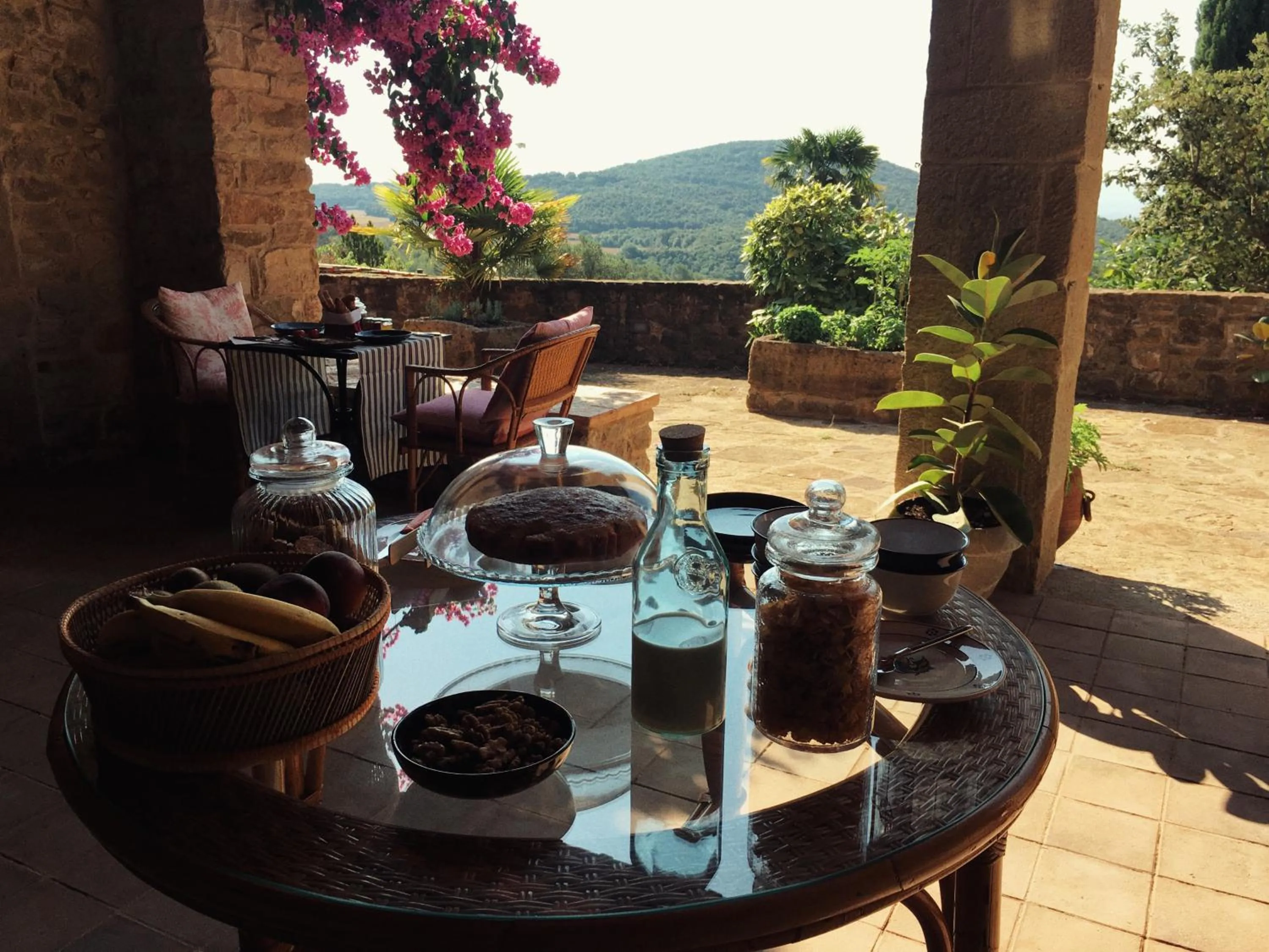 Restaurant/places to eat in Masia Can Pou