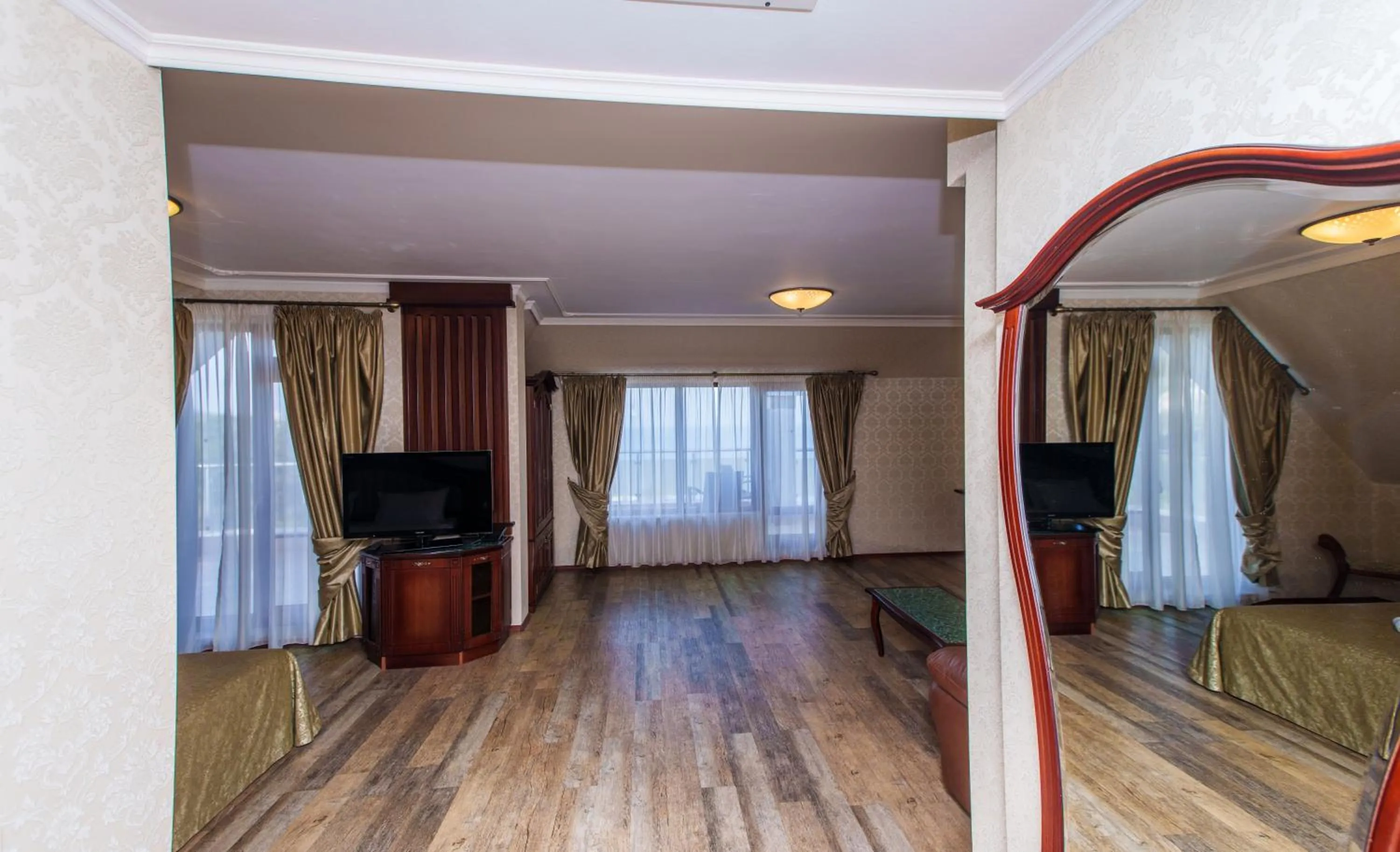 Bed in Aqua View SPA Boutique Hotel