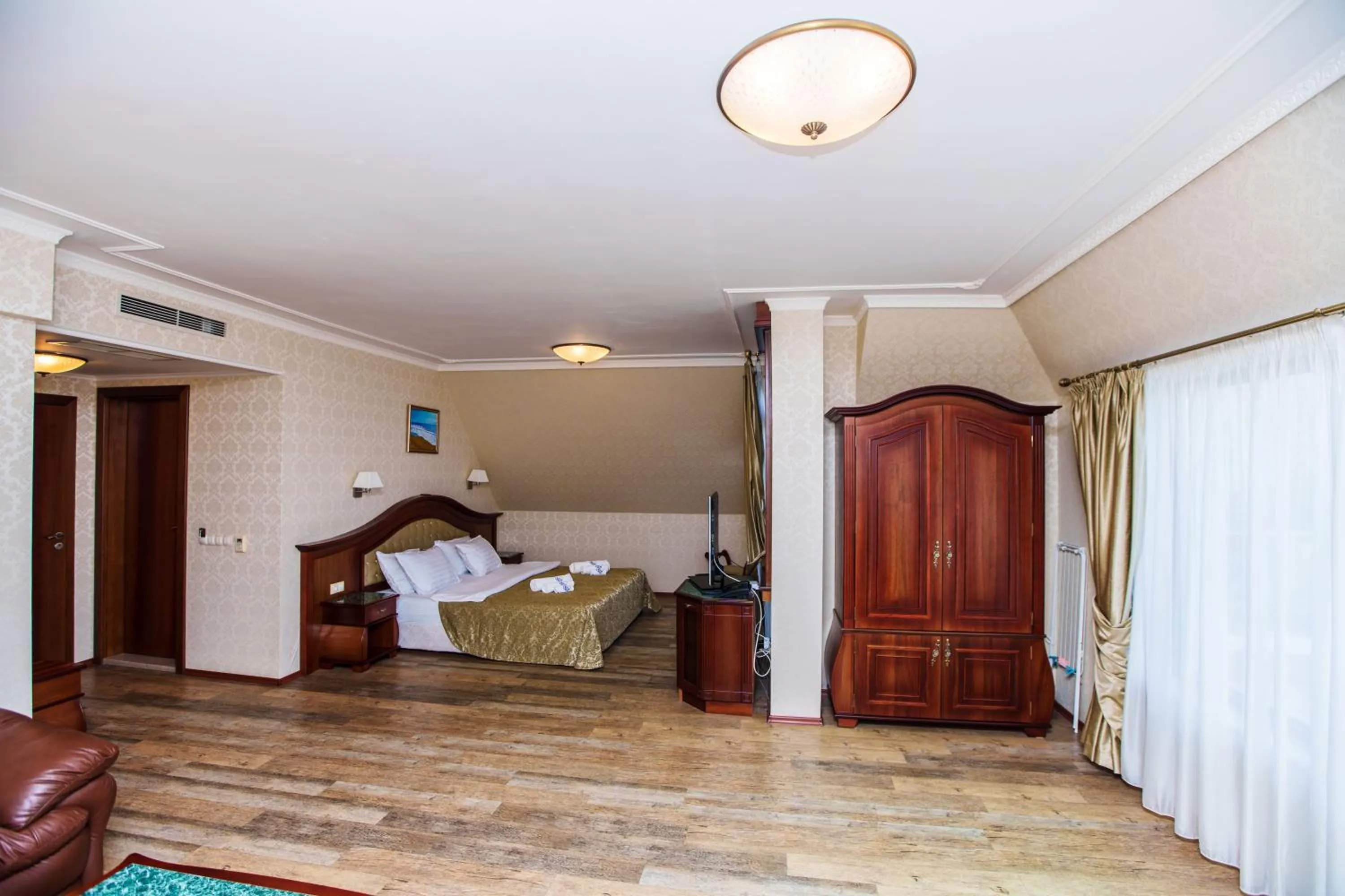 Bed in Aqua View SPA Boutique Hotel