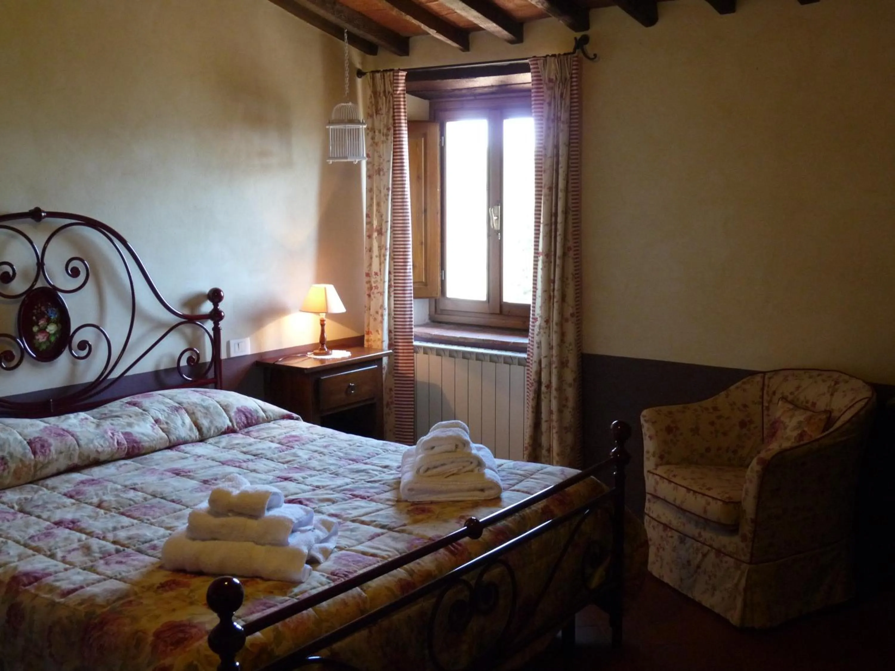 Bed in Florence Winery AgriResort - Fattoria Lavacchio