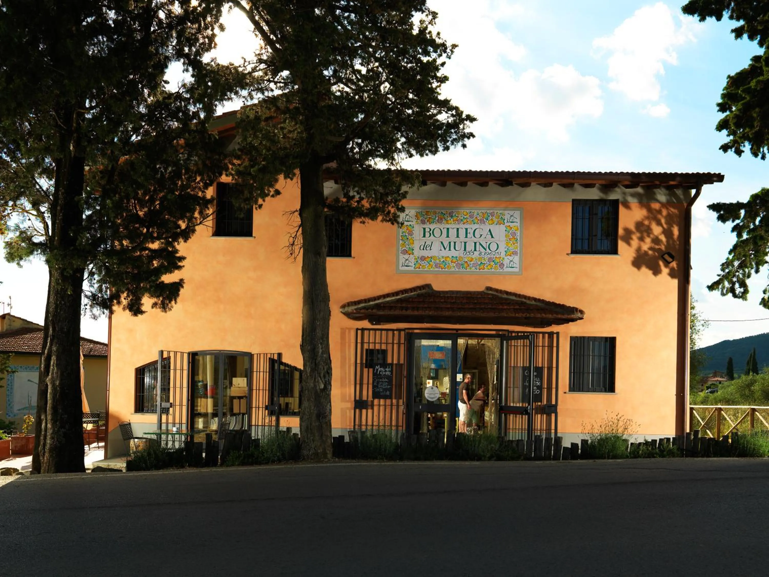 Supermarket/grocery shop in Florence Winery AgriResort - Fattoria Lavacchio