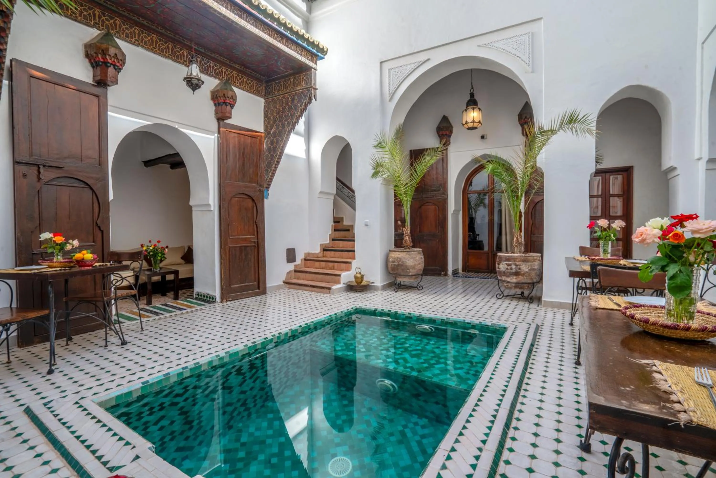 Swimming pool in Riad Nora