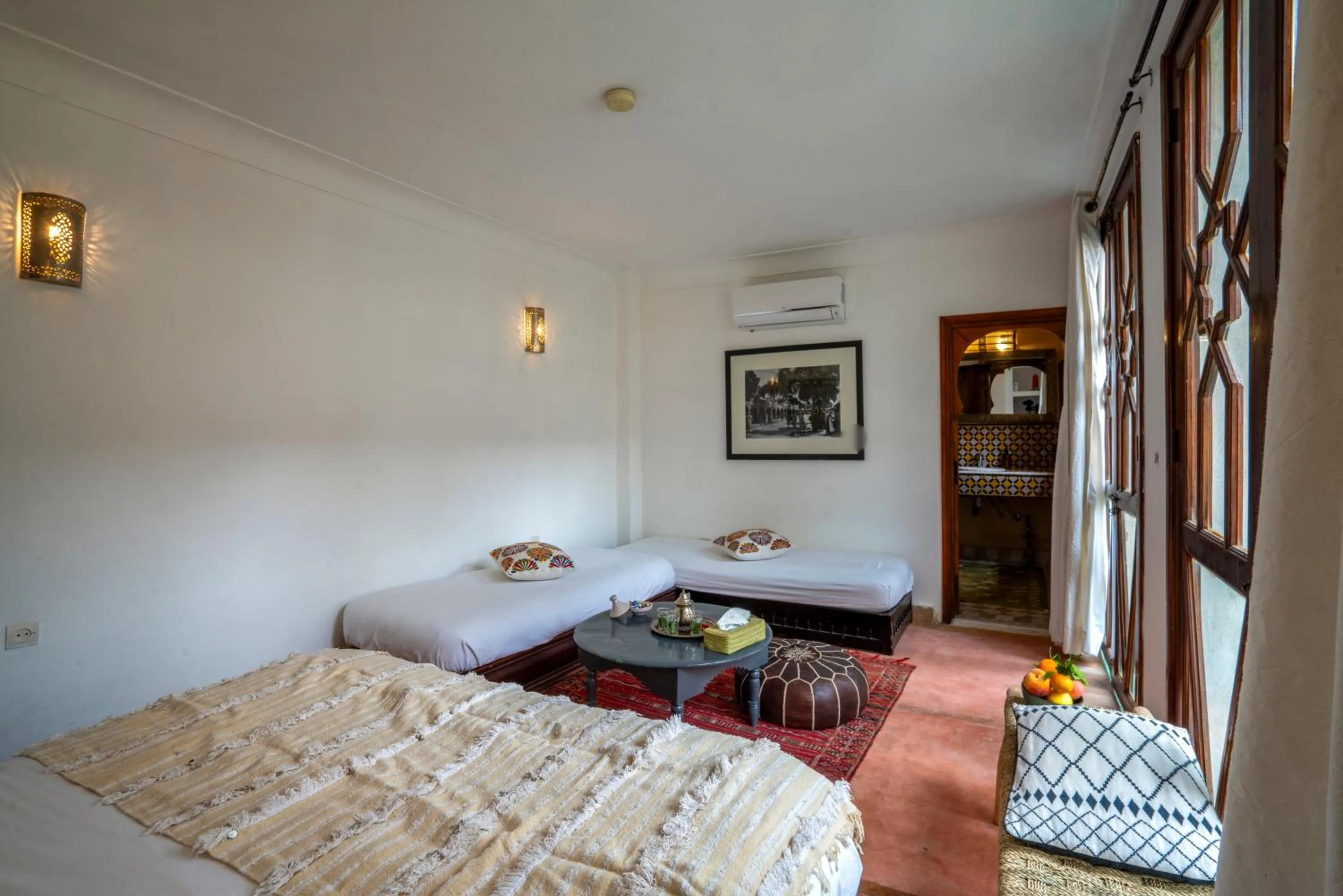 Seating area, Bed in Riad Nora