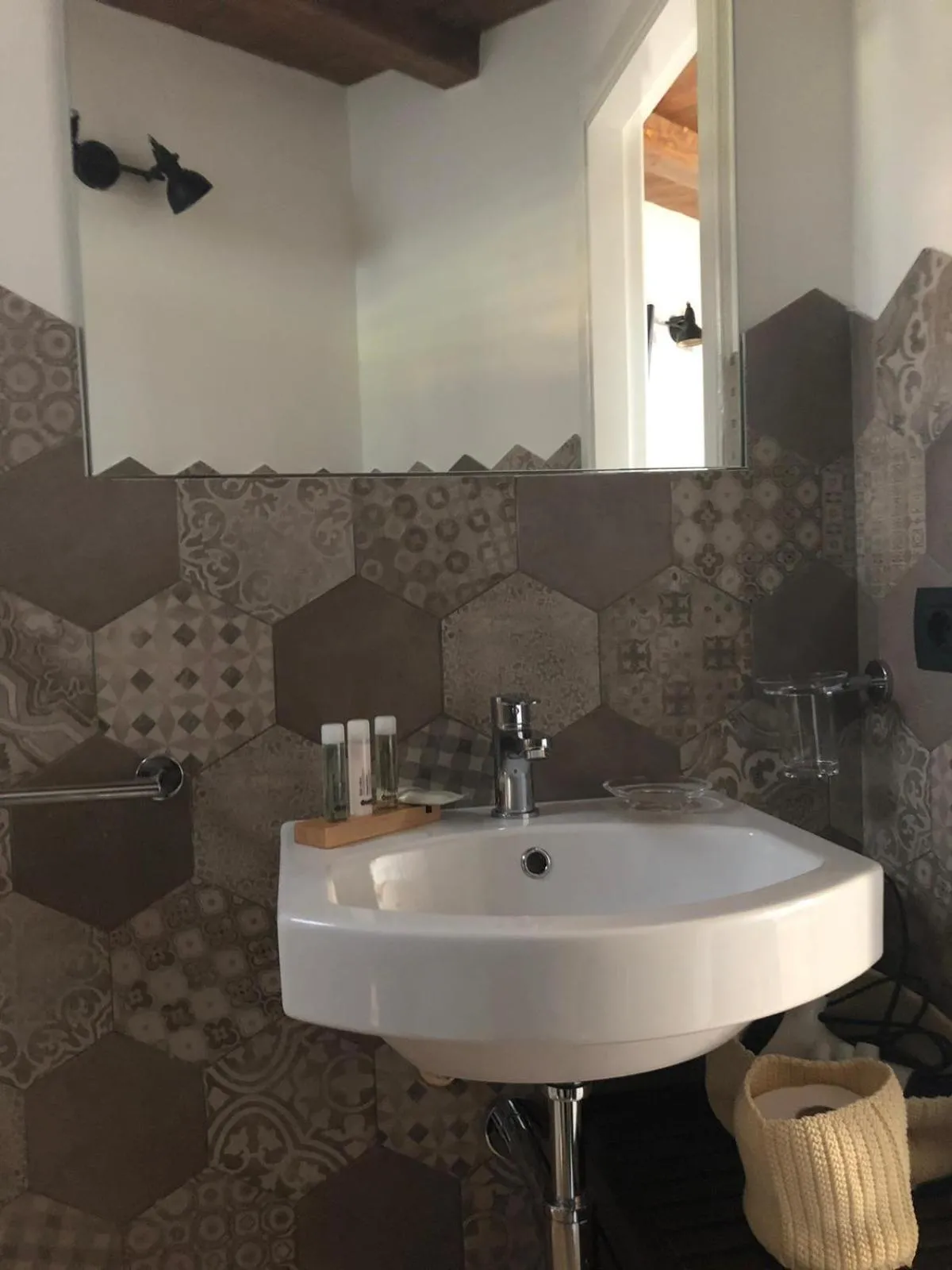 Bathroom in Bouganville B&B