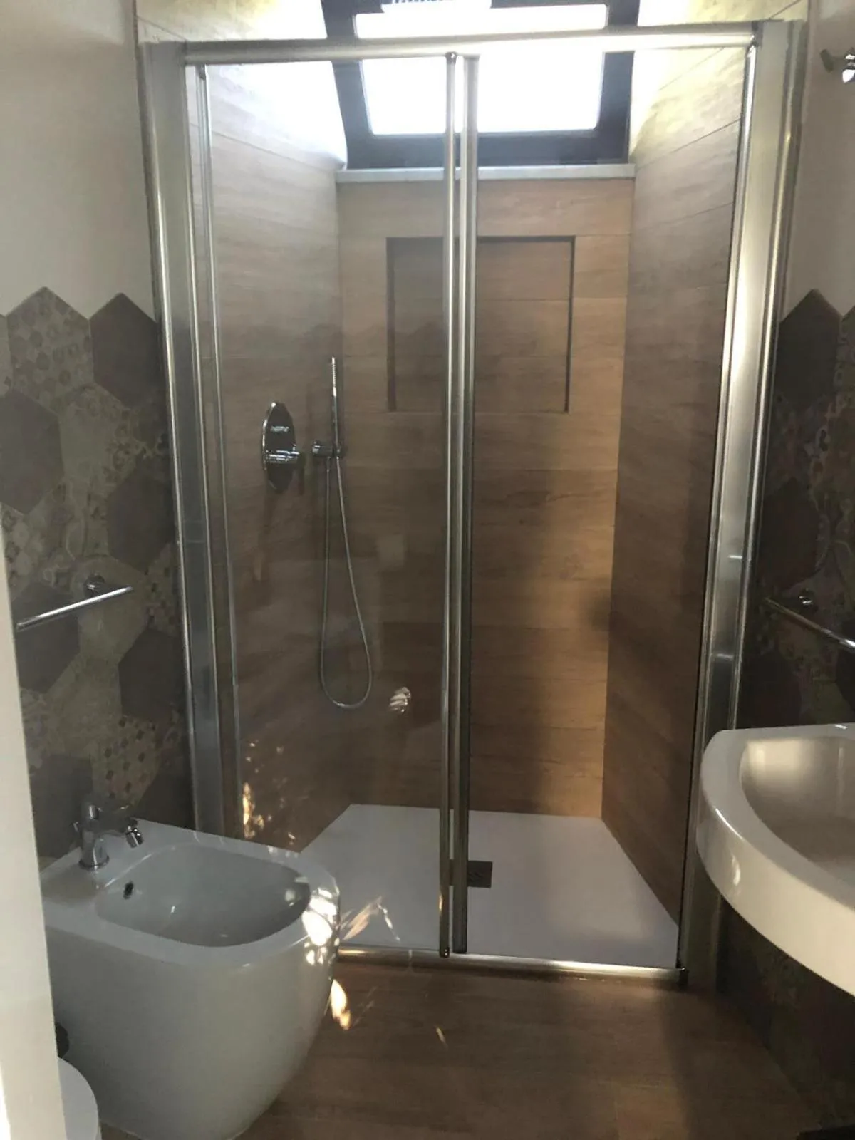 Bathroom in Bouganville B&B