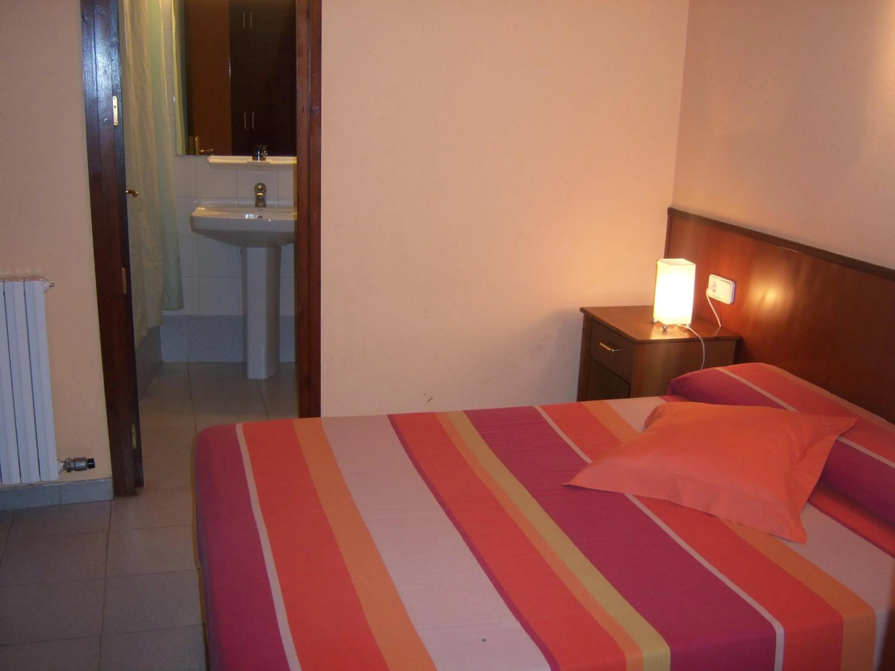 Bed in Hostal Les Collades