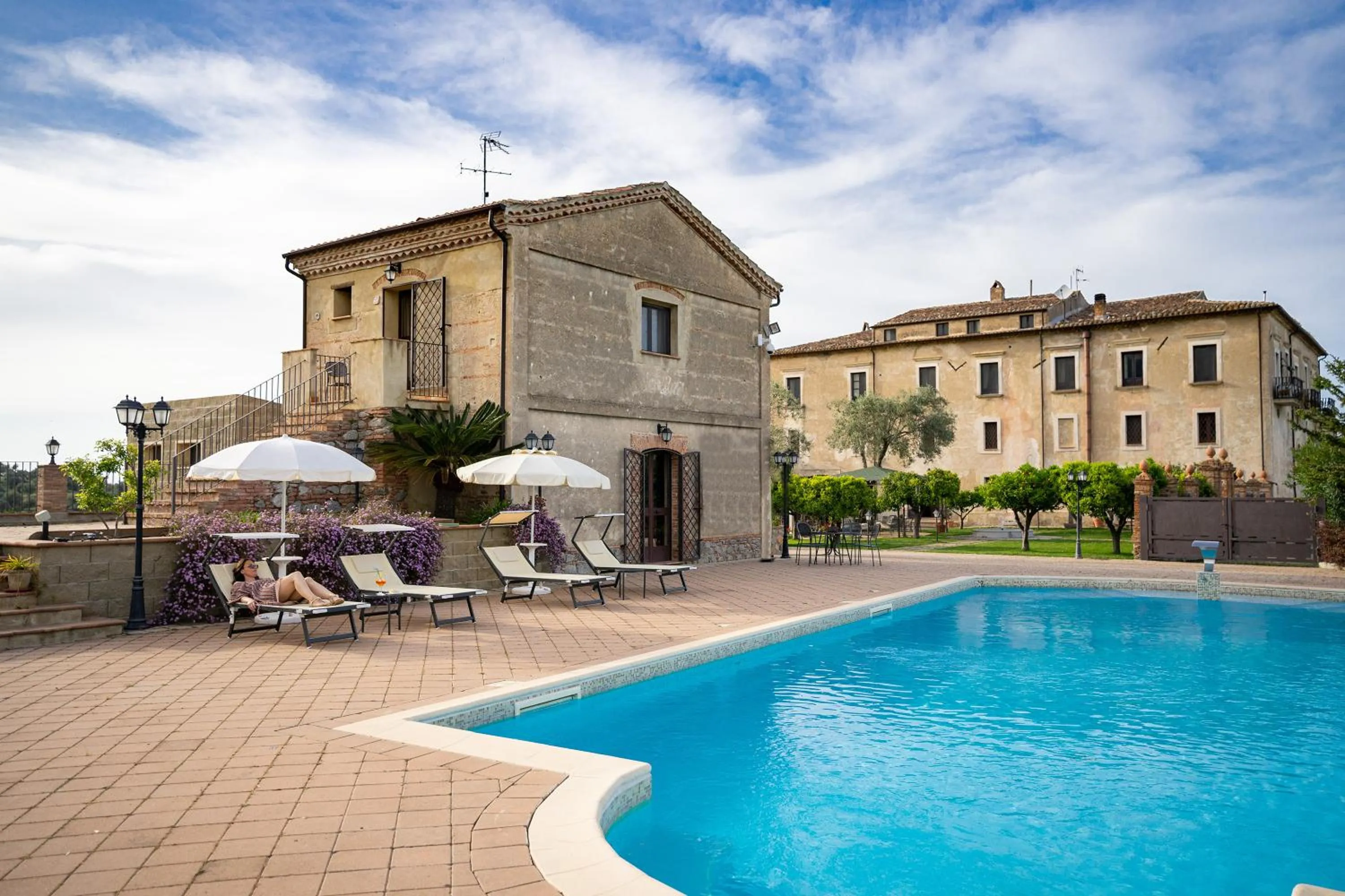 Swimming pool in Tenuta Ciminata Greco