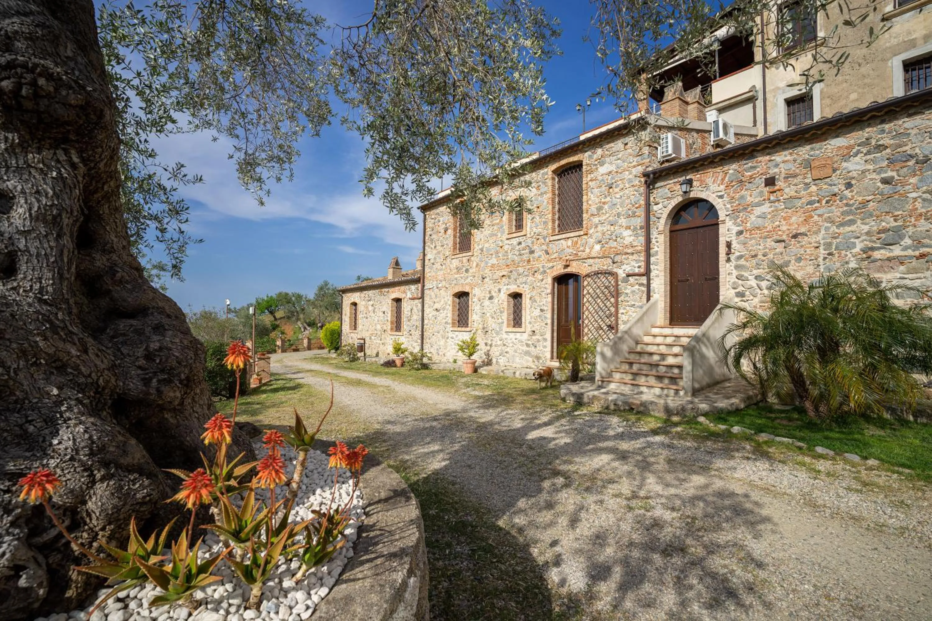 Property building in Tenuta Ciminata Greco