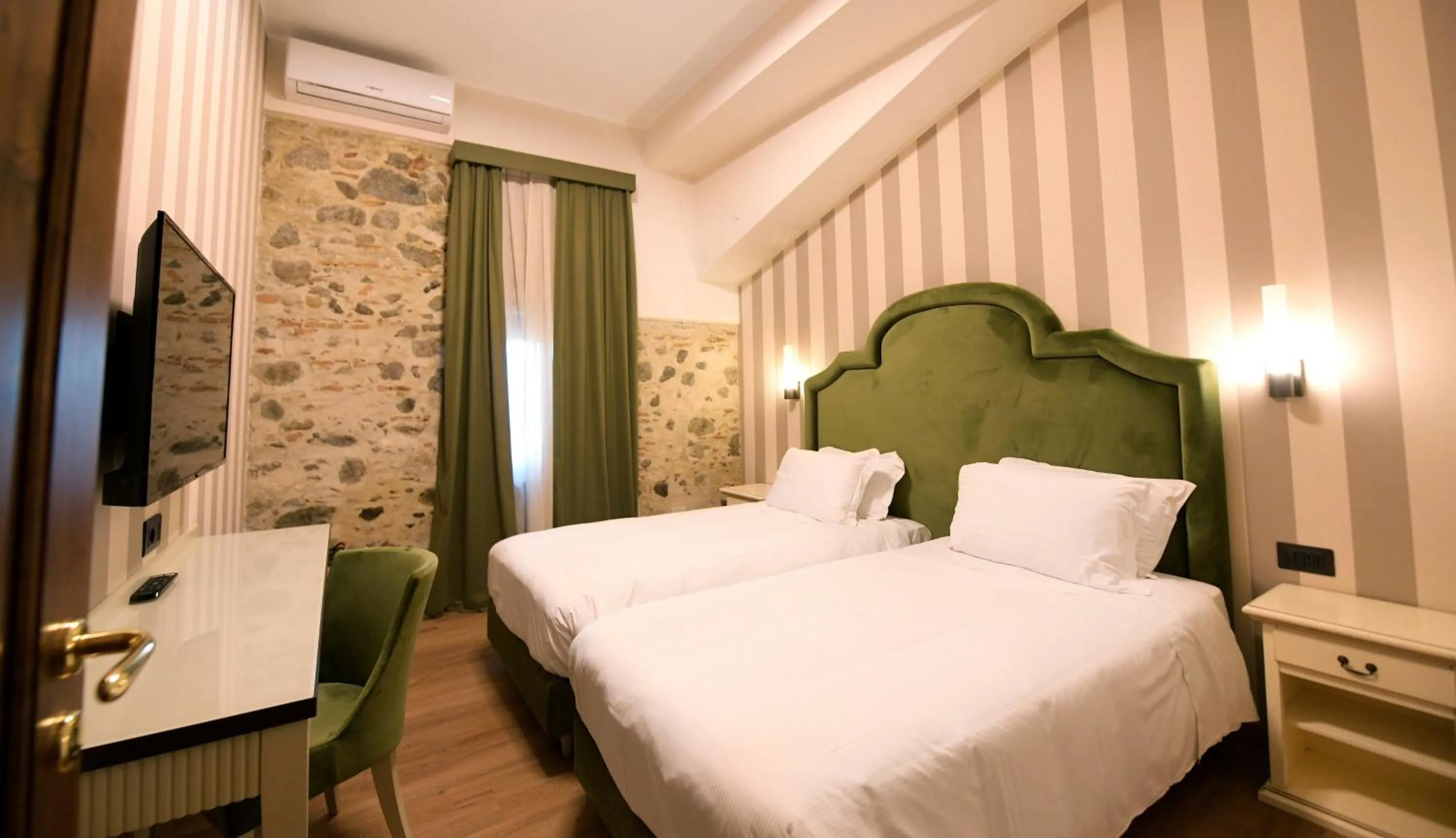 Bedroom, Bed in Tenuta Ciminata Greco