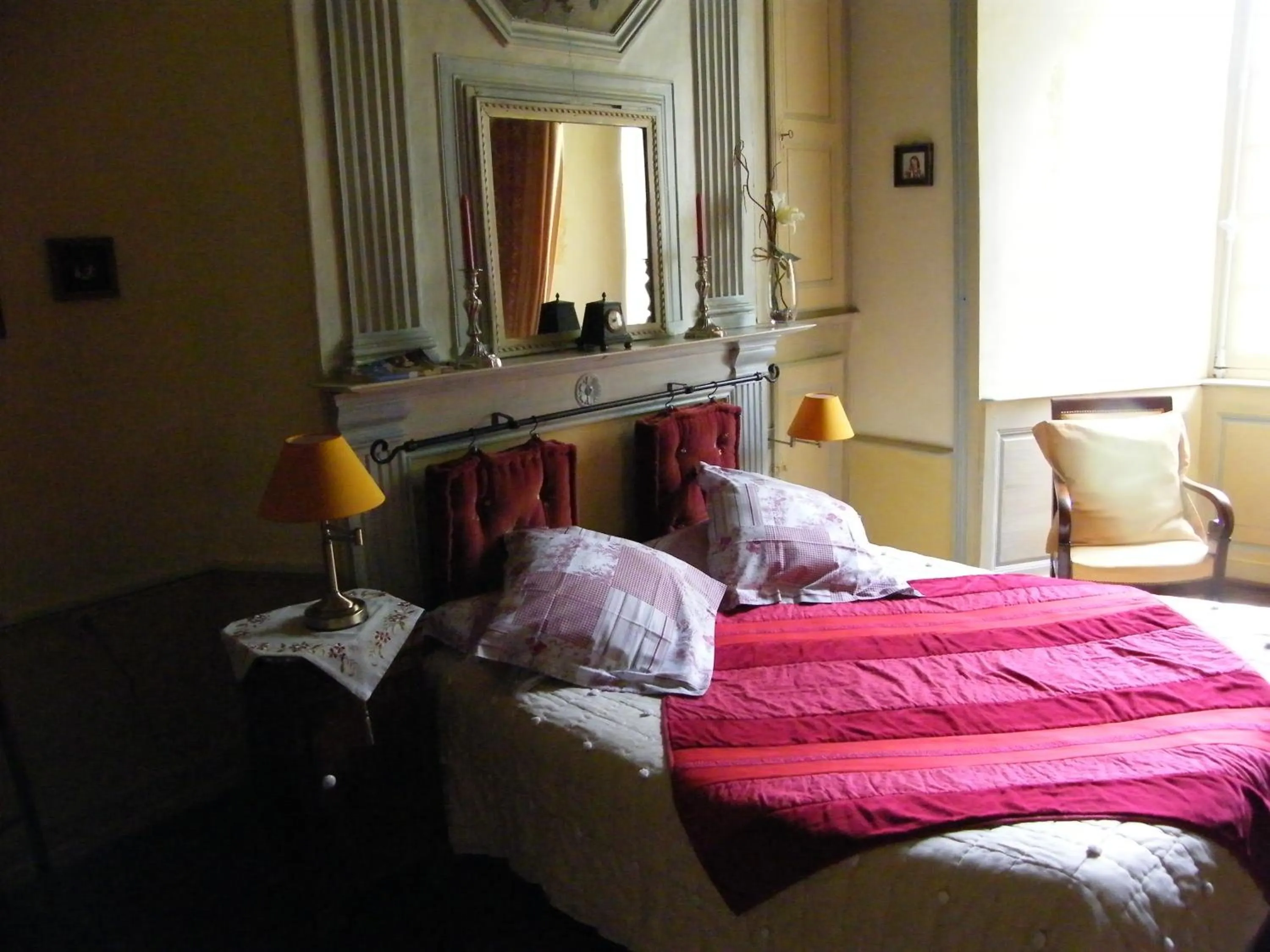 Bedroom in Château des Martinanches