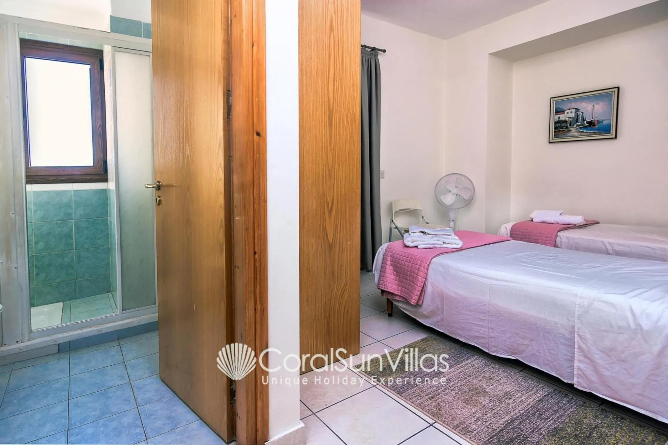Bed in Wonderful quiet area, Completely Privacy, Large Private Pool, Colourful Garden