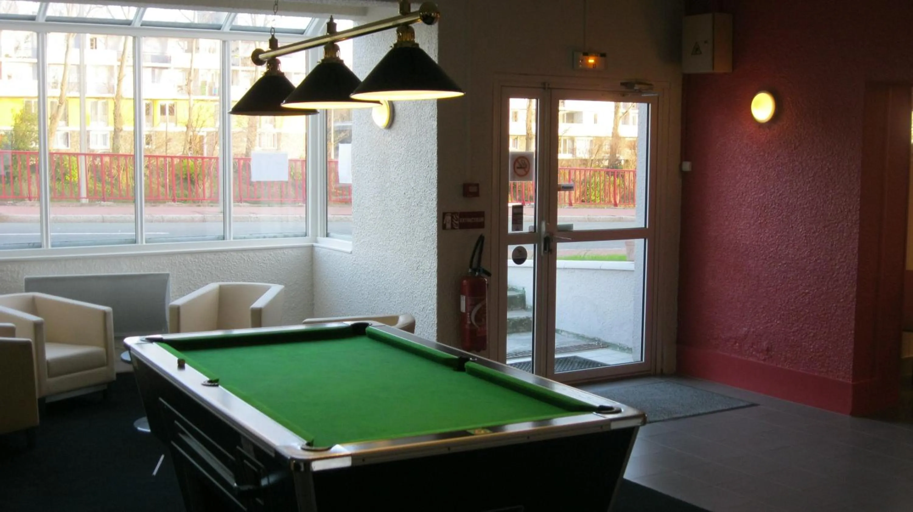 Billiard in HECO Calais Centre-Gare