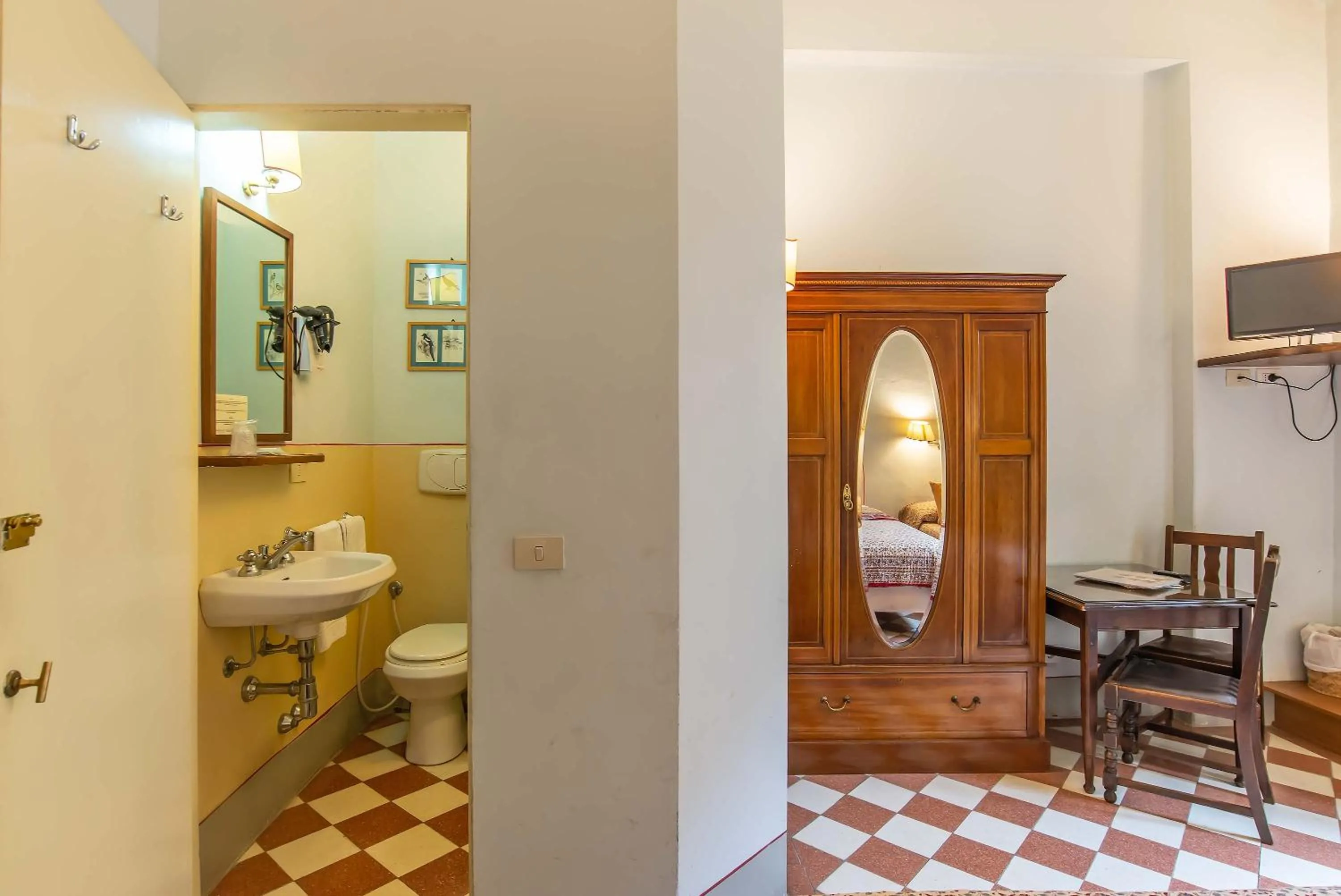 Photo of the whole room in Residenza Johanna I