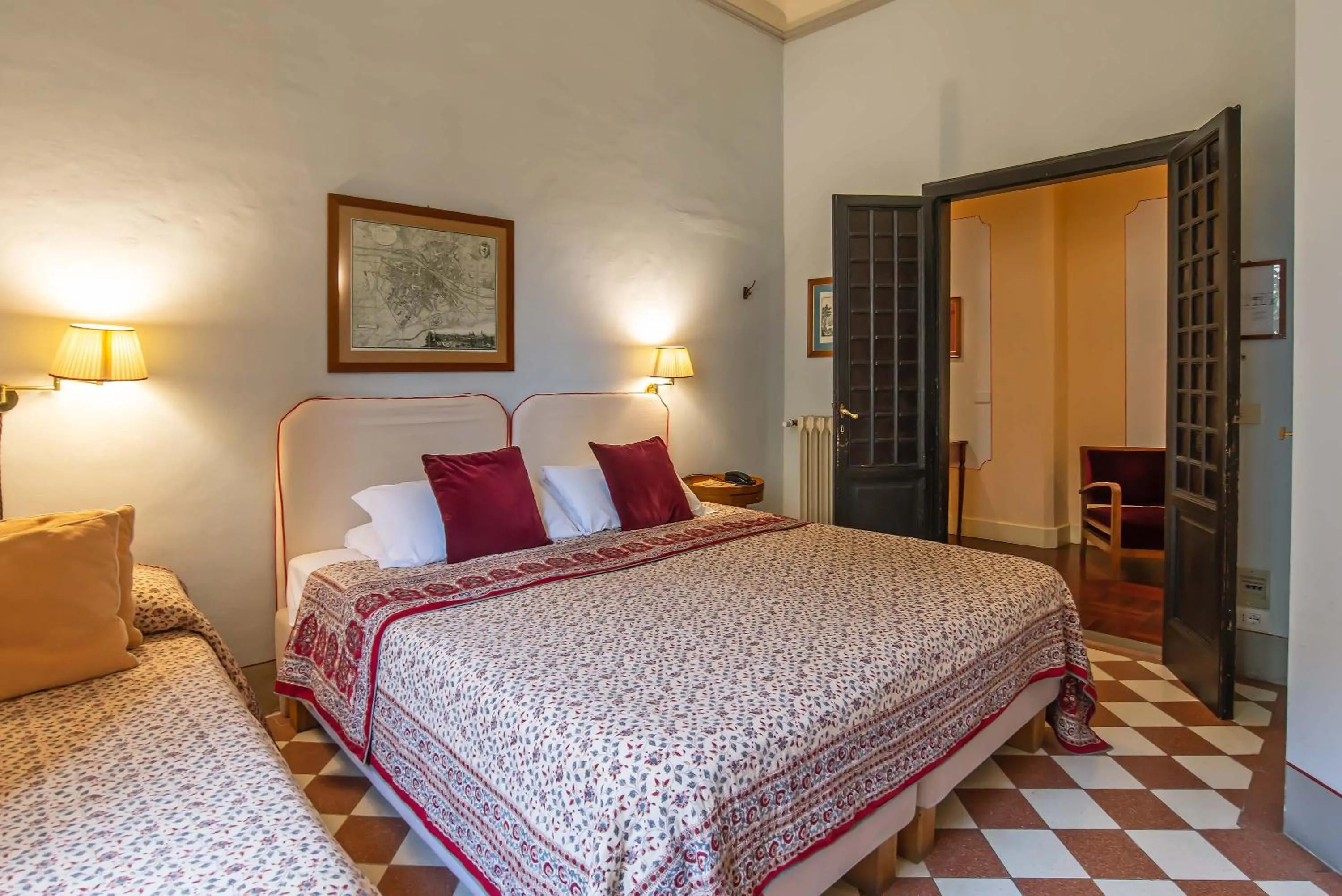 Photo of the whole room, Bed in Residenza Johanna I