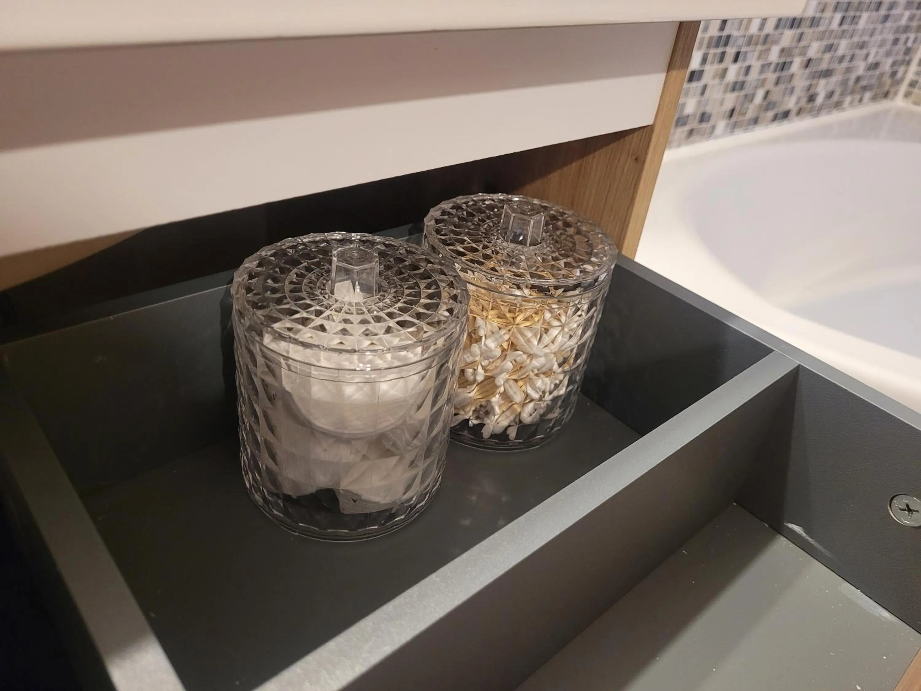 hair dryier in Chambre d'hôtes Le Puy Maury