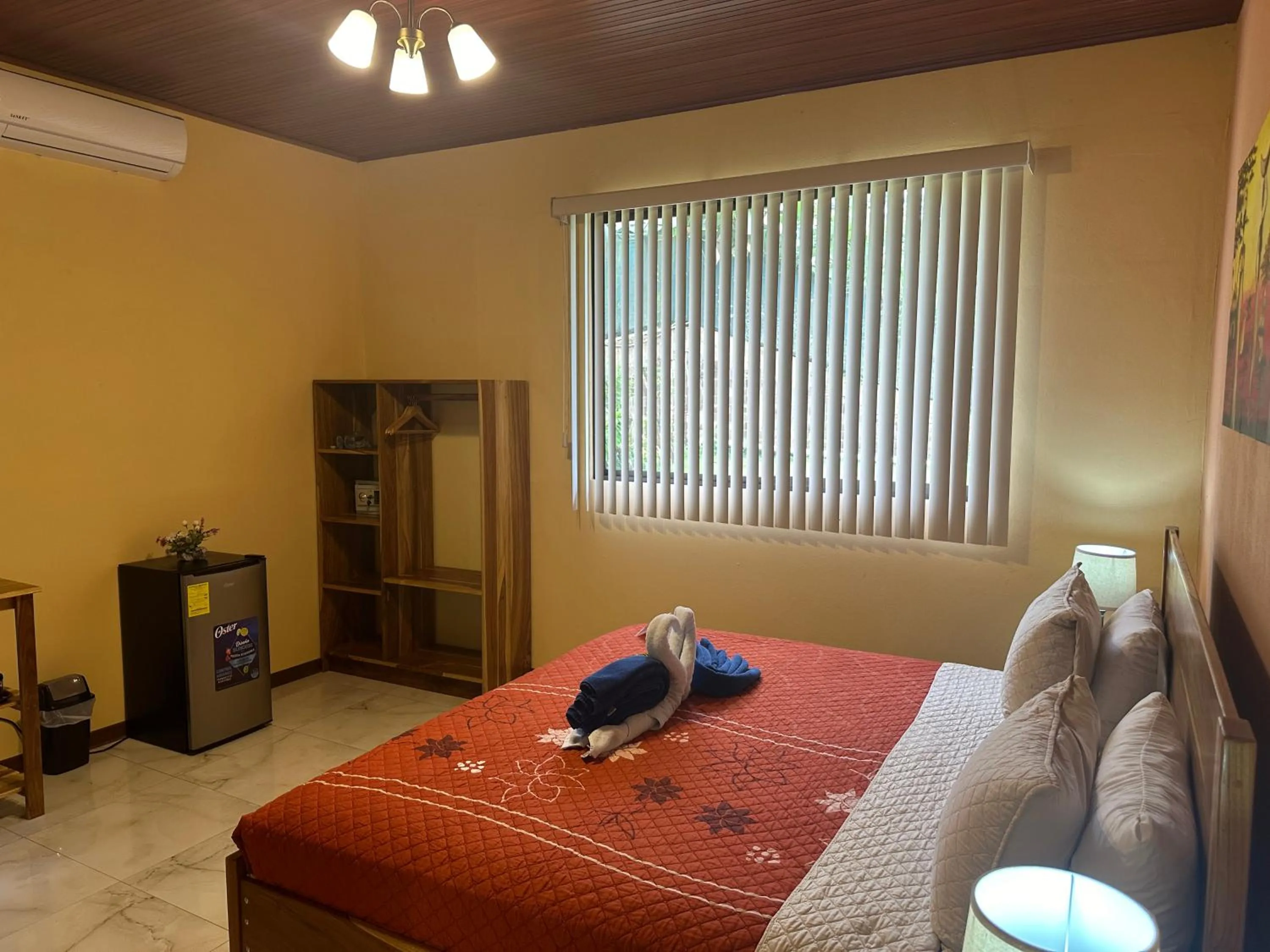 Bed in Jacamar Corcovado Drake Bay