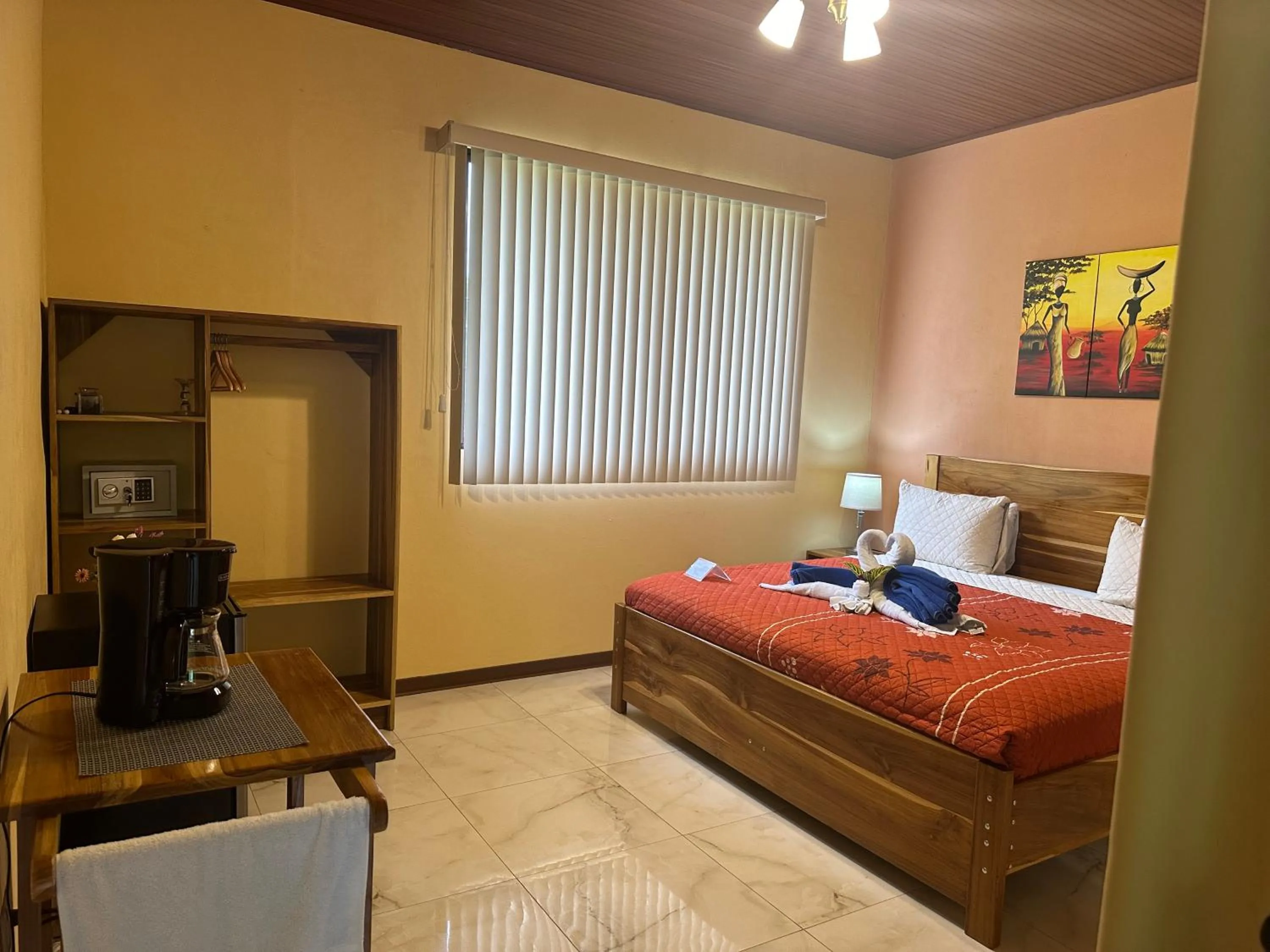 Bed in Jacamar Corcovado Drake Bay