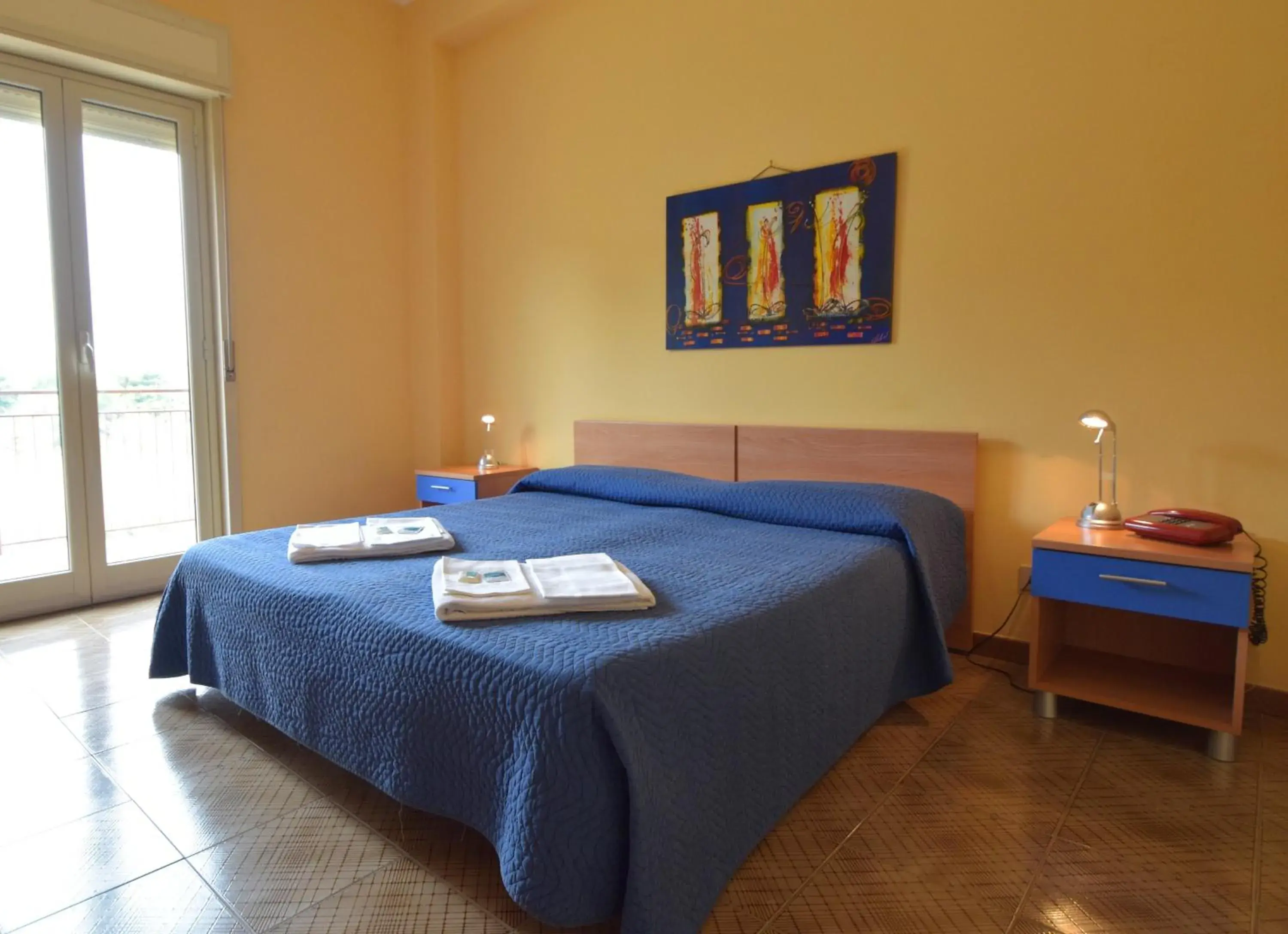 Double or Twin Room with Shared Bathroom - single occupancy in Dependance La Mouette Double or Twin Room with Shared Bathroom - single occupancy in Dependance La Mouette