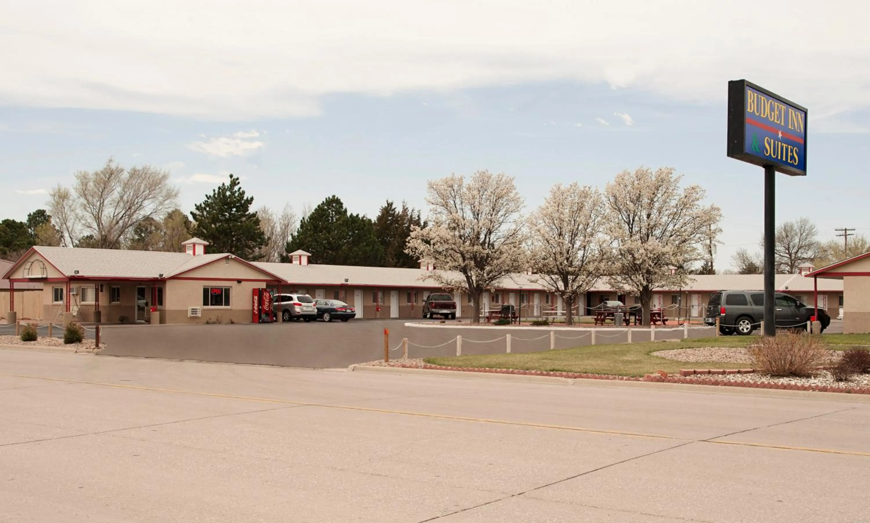 Facade/entrance in Budget Inn & Suites Colby