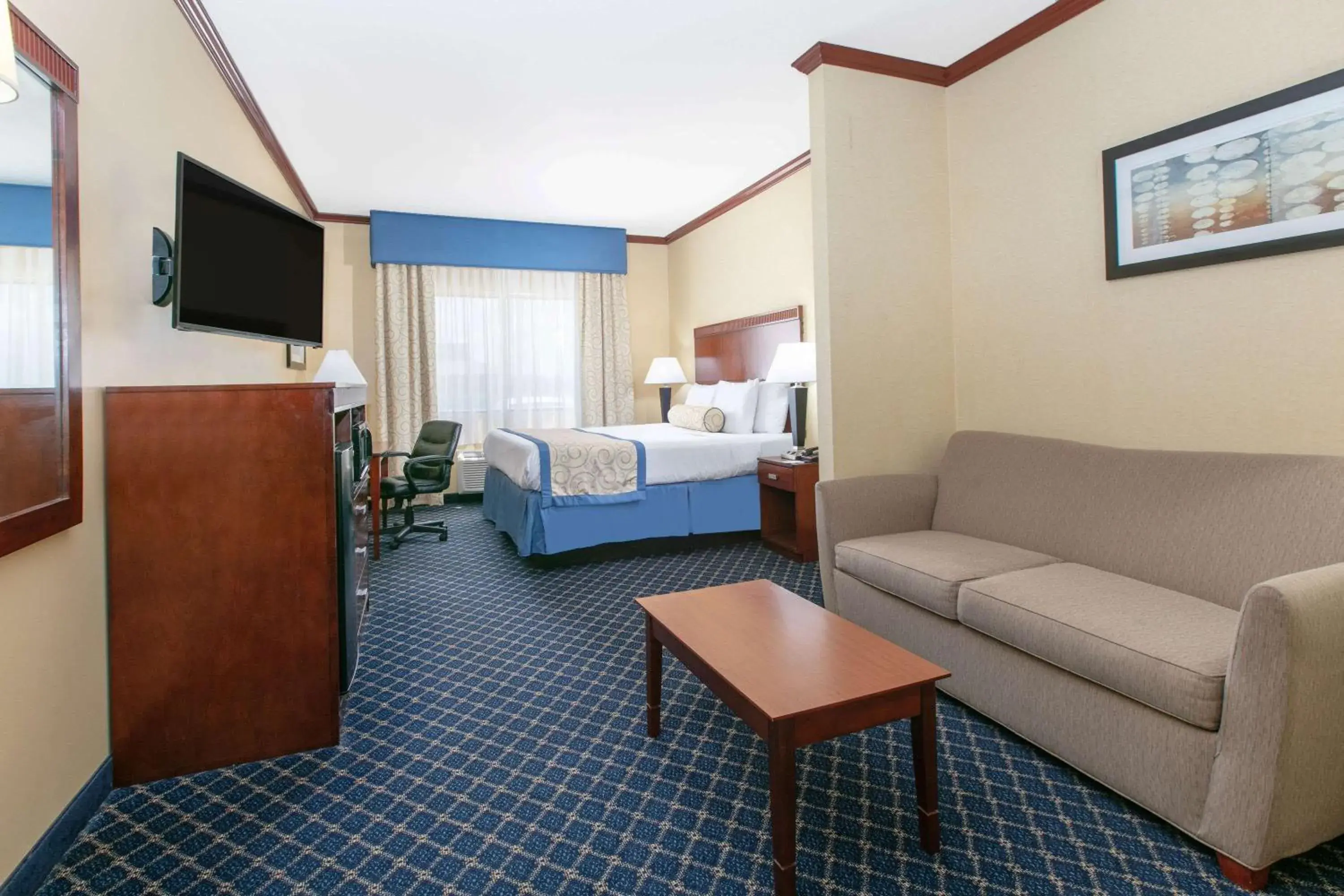 Photo of the whole room, Bed in Baymont by Wyndham McComb Photo of the whole room, Bed in Baymont by Wyndham McComb