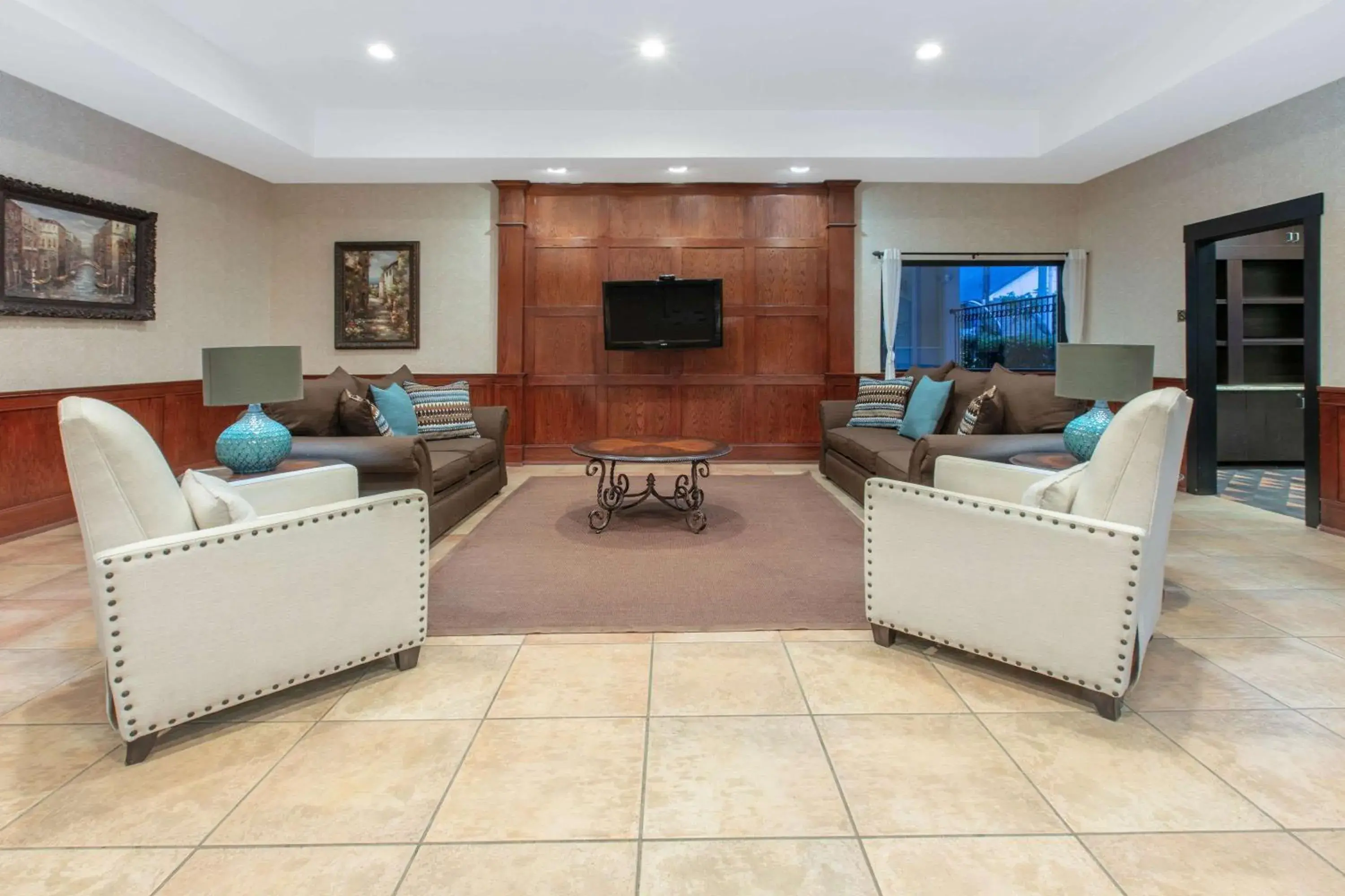 Lobby or reception in Baymont by Wyndham McComb Lobby or reception in Baymont by Wyndham McComb