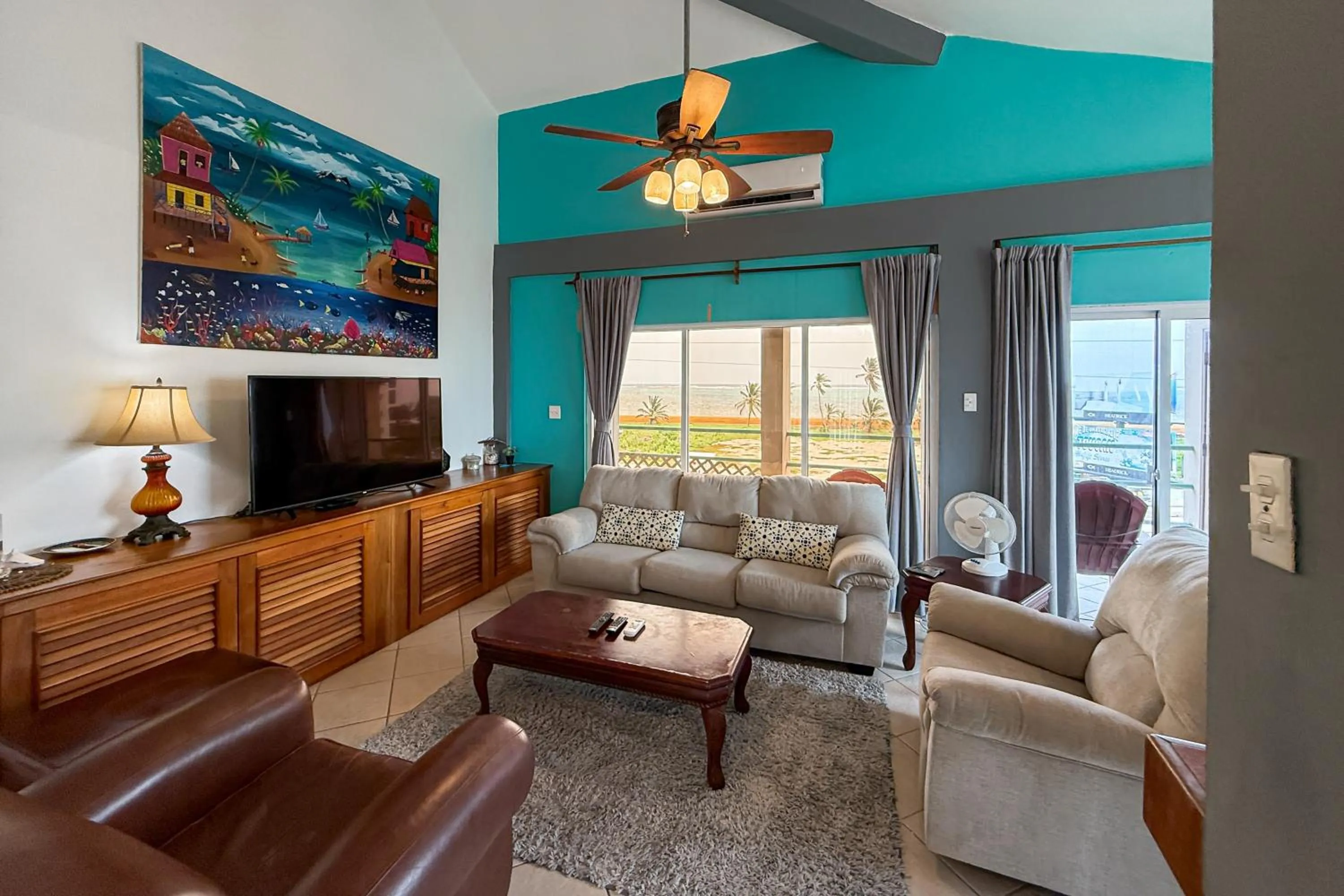 Suite C303 Mara Laguna