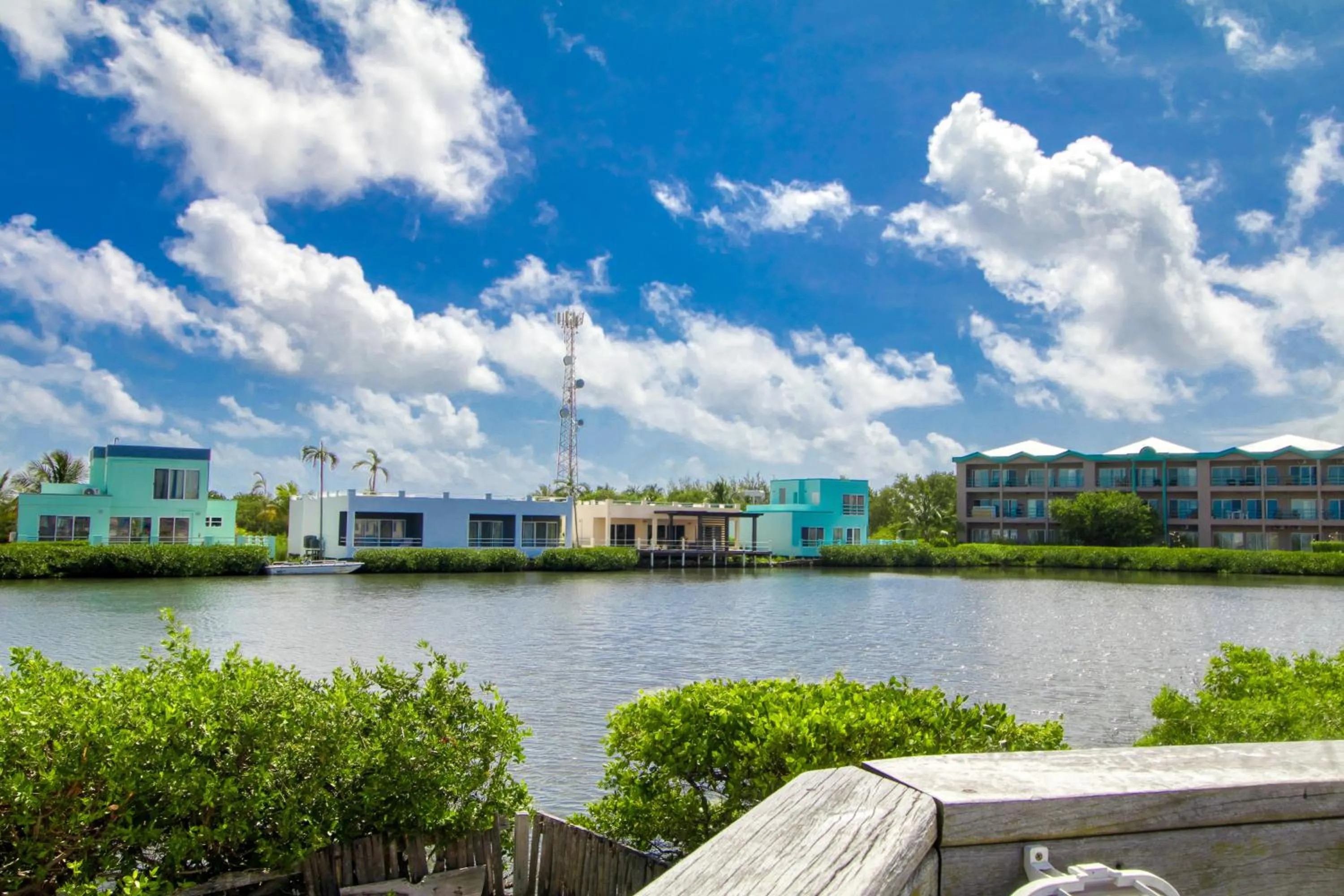 Suite E303 Mara Laguna