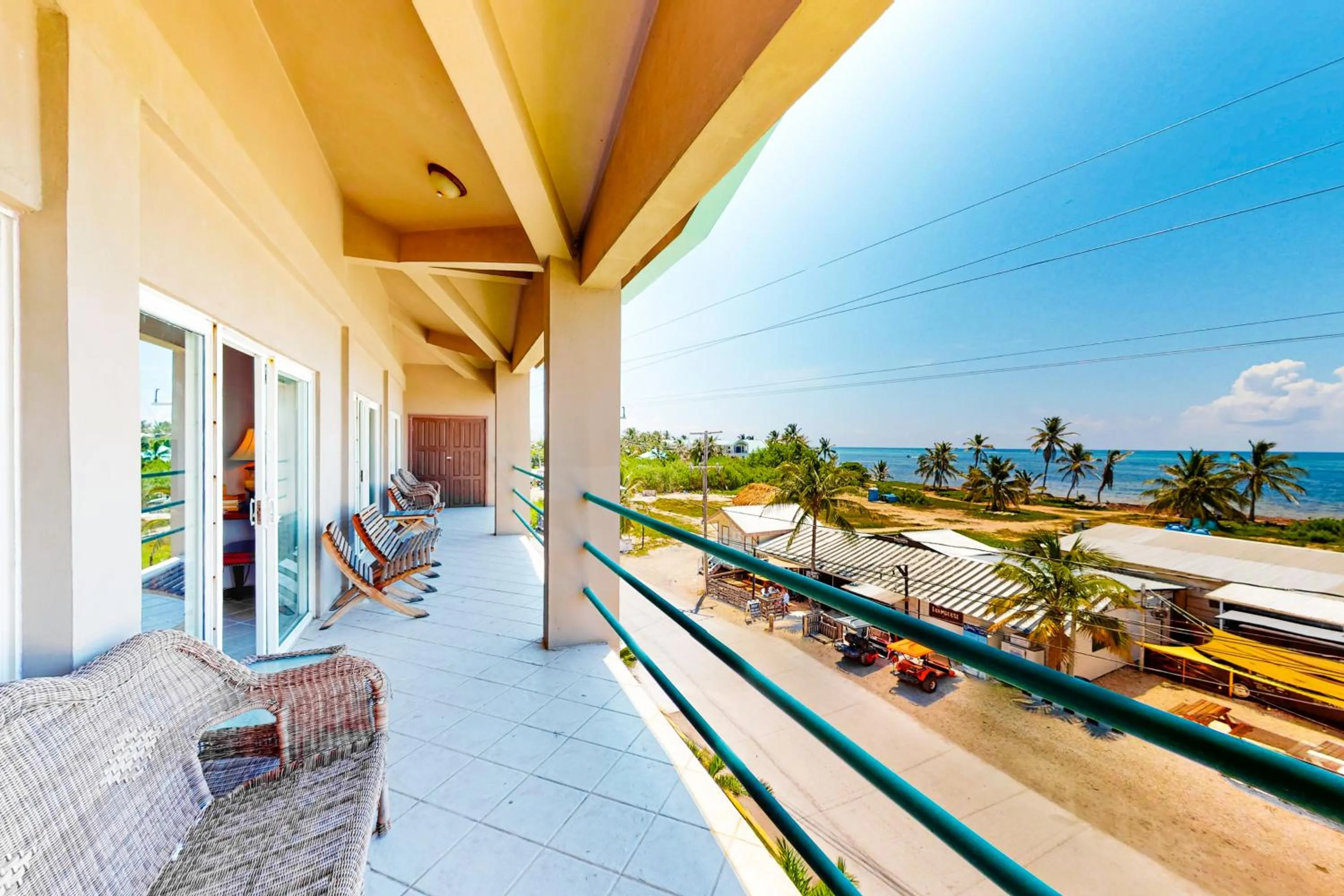 Suite E301 Mara Laguna