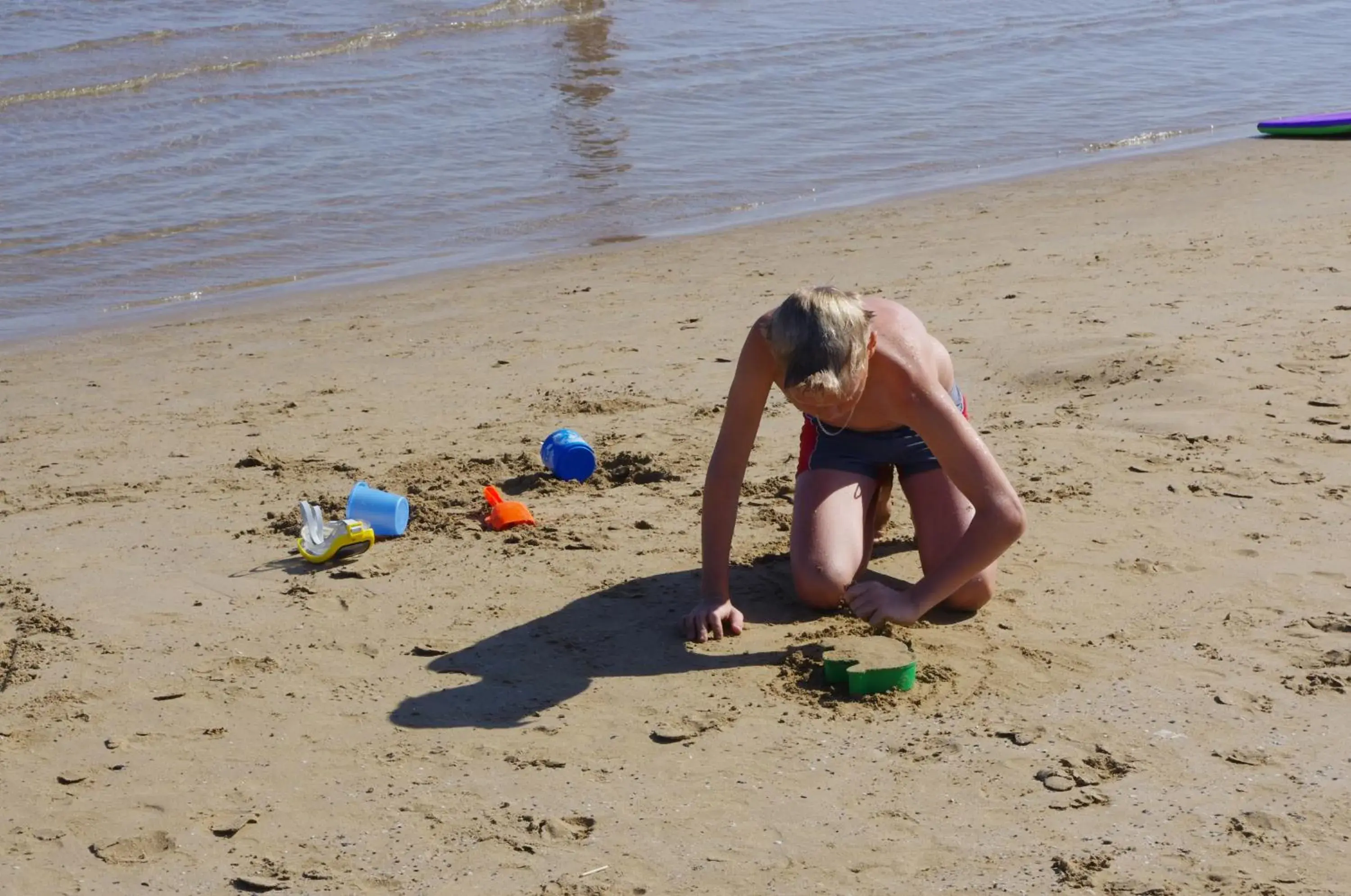 Property building in Baia Degli Aranci Suite & Apartments Property building in Baia Degli Aranci Suite & Apartments