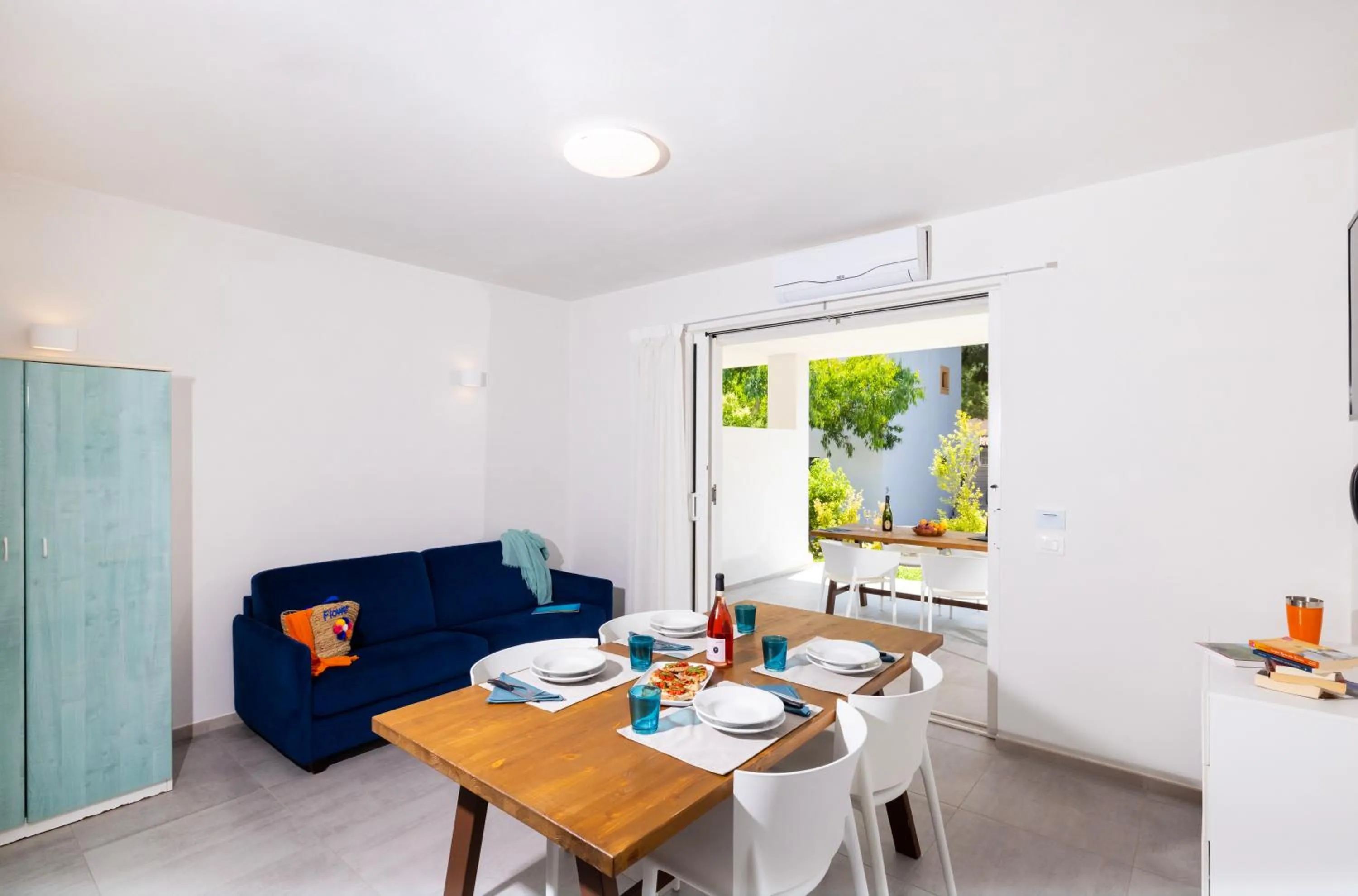 Living room in Baia Degli Aranci Suite & Apartments