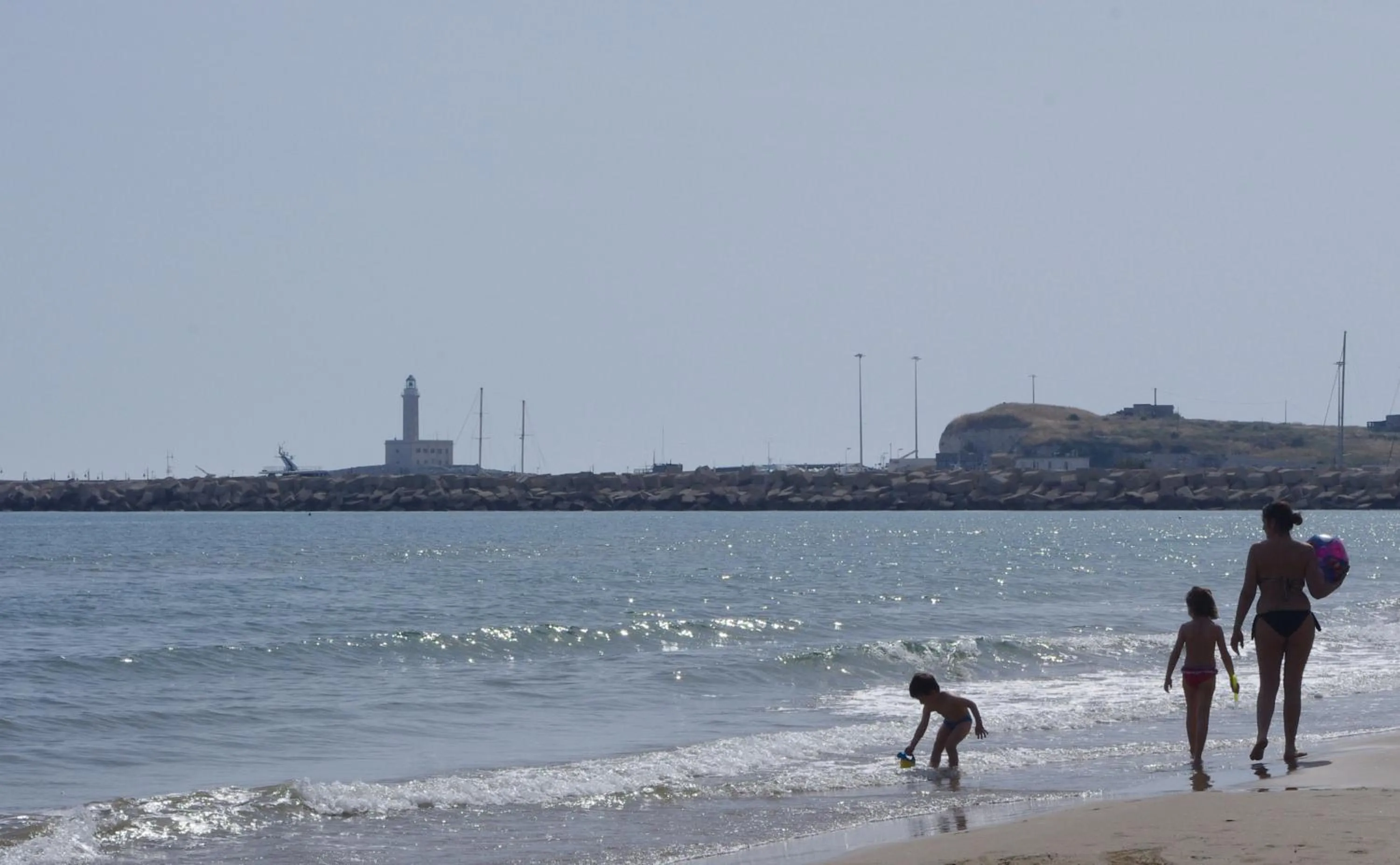 Property building in Baia Degli Aranci Suite & Apartments