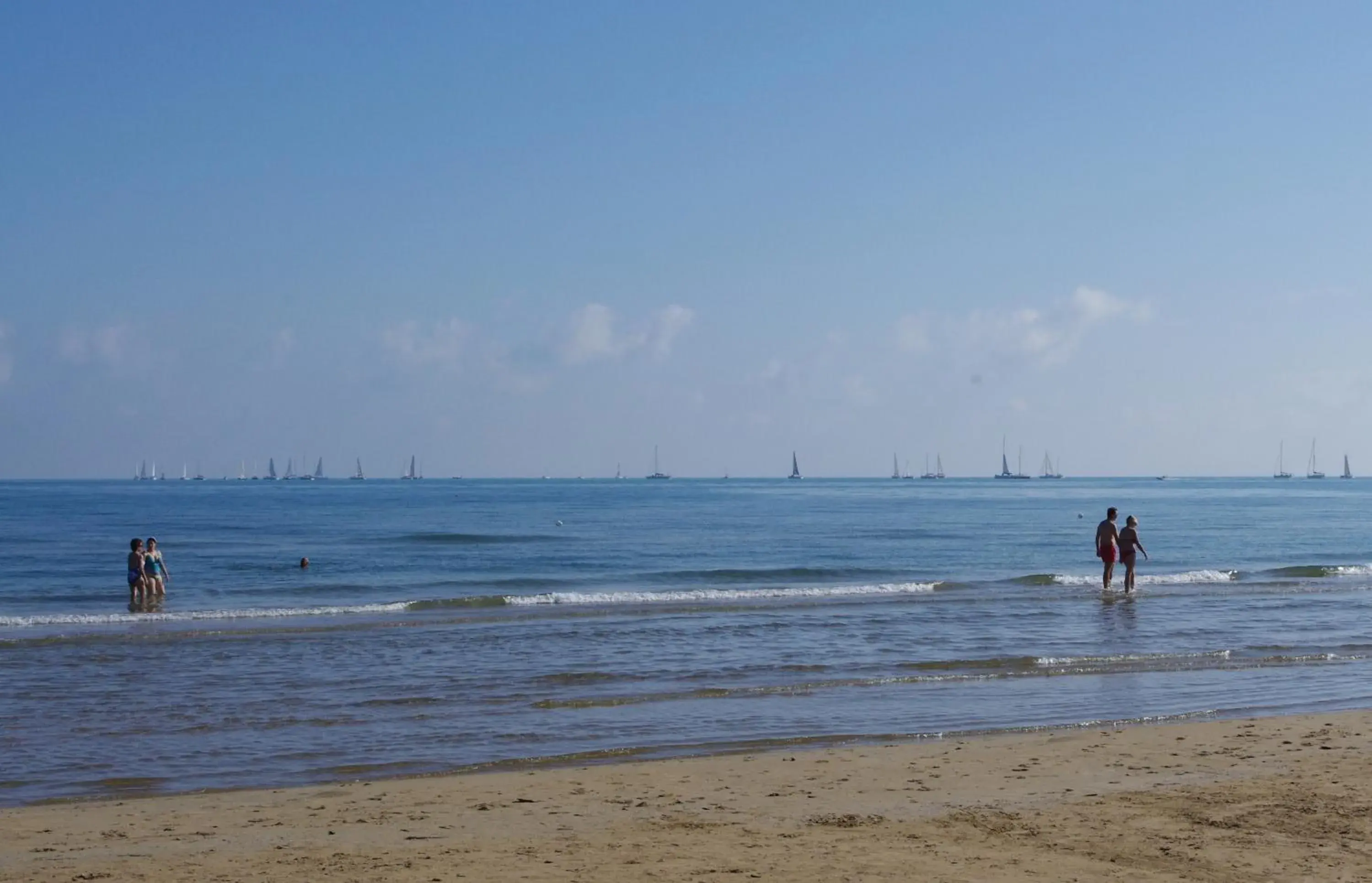 Property building in Baia Degli Aranci Suite & Apartments Property building in Baia Degli Aranci Suite & Apartments