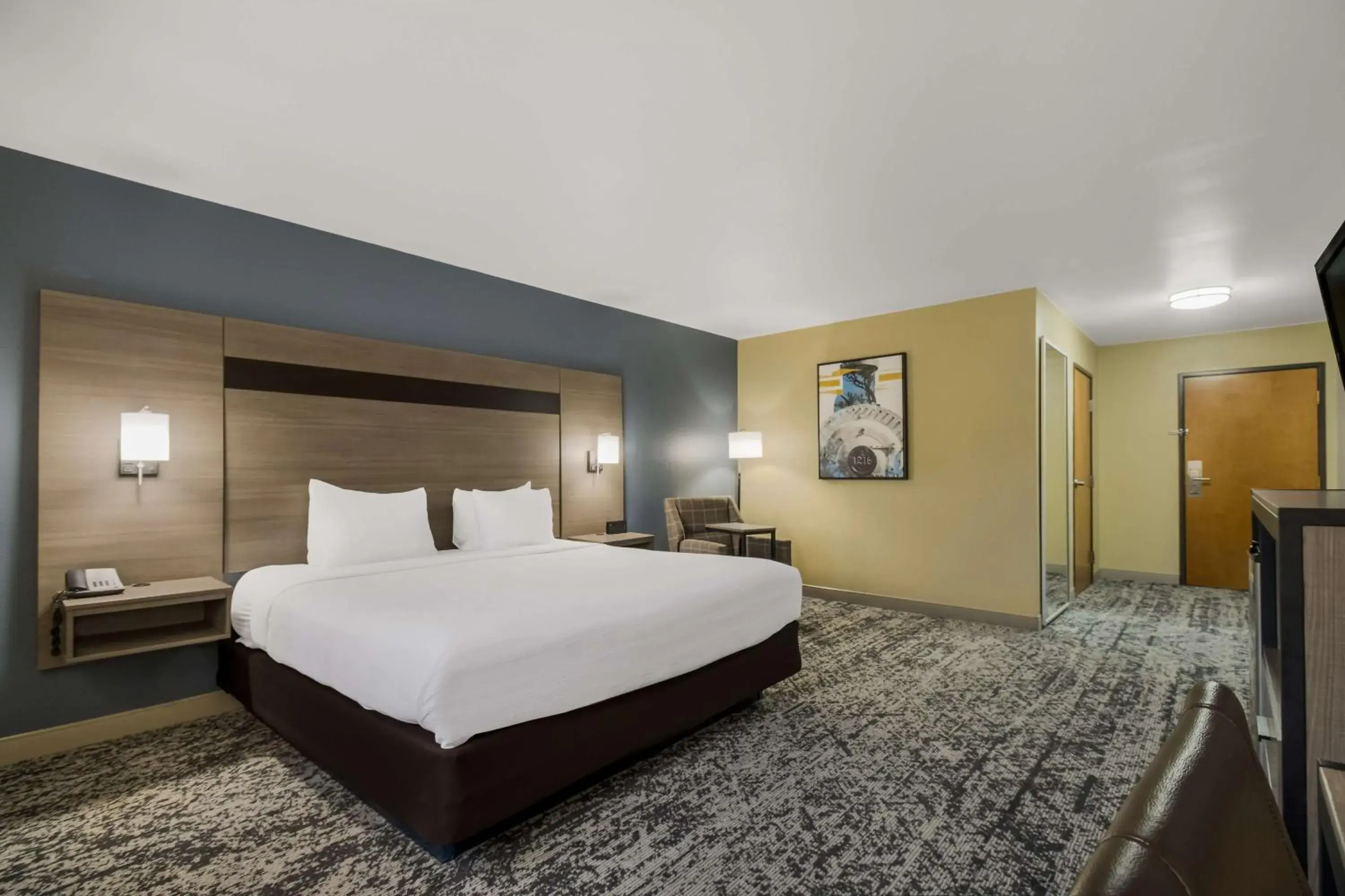 Bedroom, Bed in Best Western Temple Inn & Suites Bedroom, Bed in Best Western Temple Inn & Suites