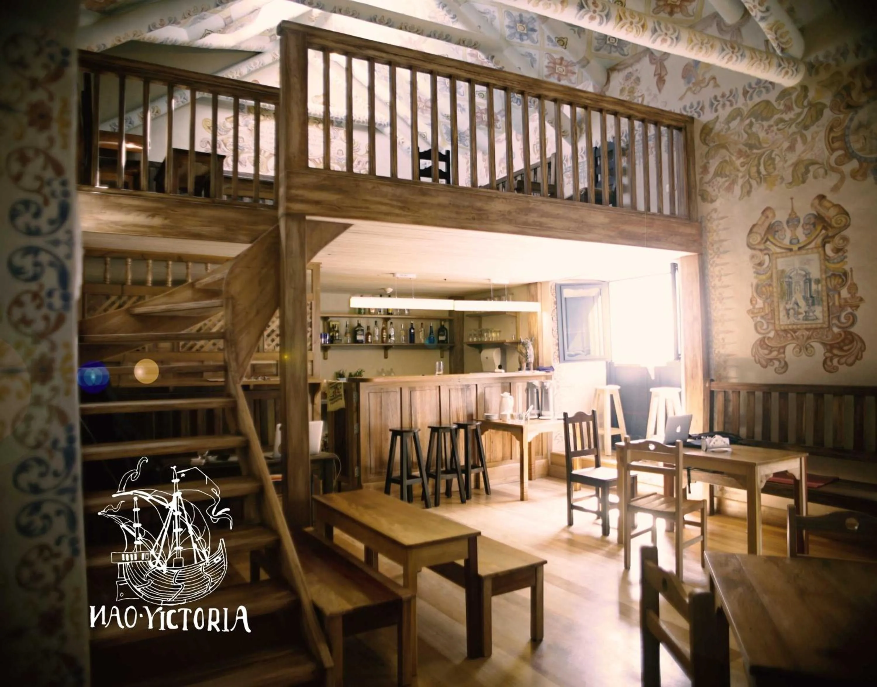 Lounge or bar in Nao Victoria Hostel