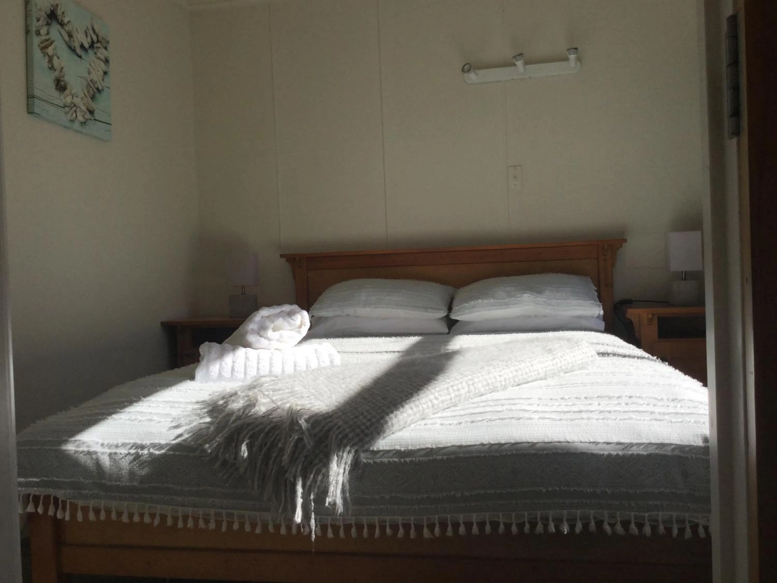 Bed in Estuary Retreat Whangamata