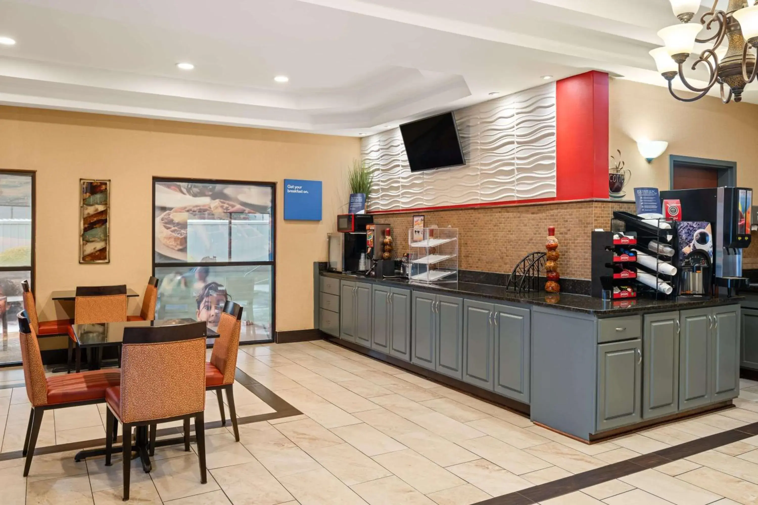 Breakfast in Ramada by Wyndham Locust Grove Breakfast in Ramada by Wyndham Locust Grove