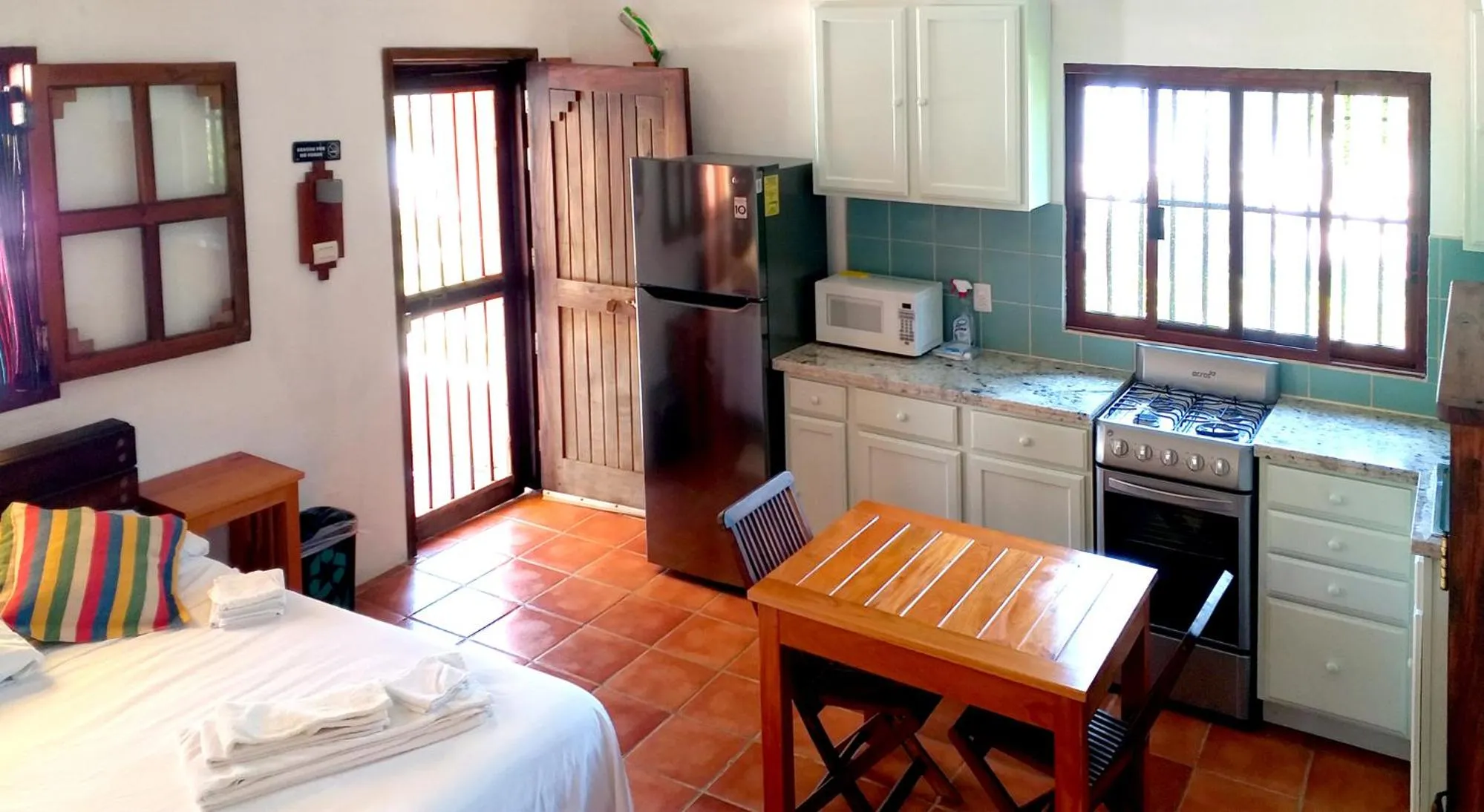 Kitchen or kitchenette in Mayan Beach Garden