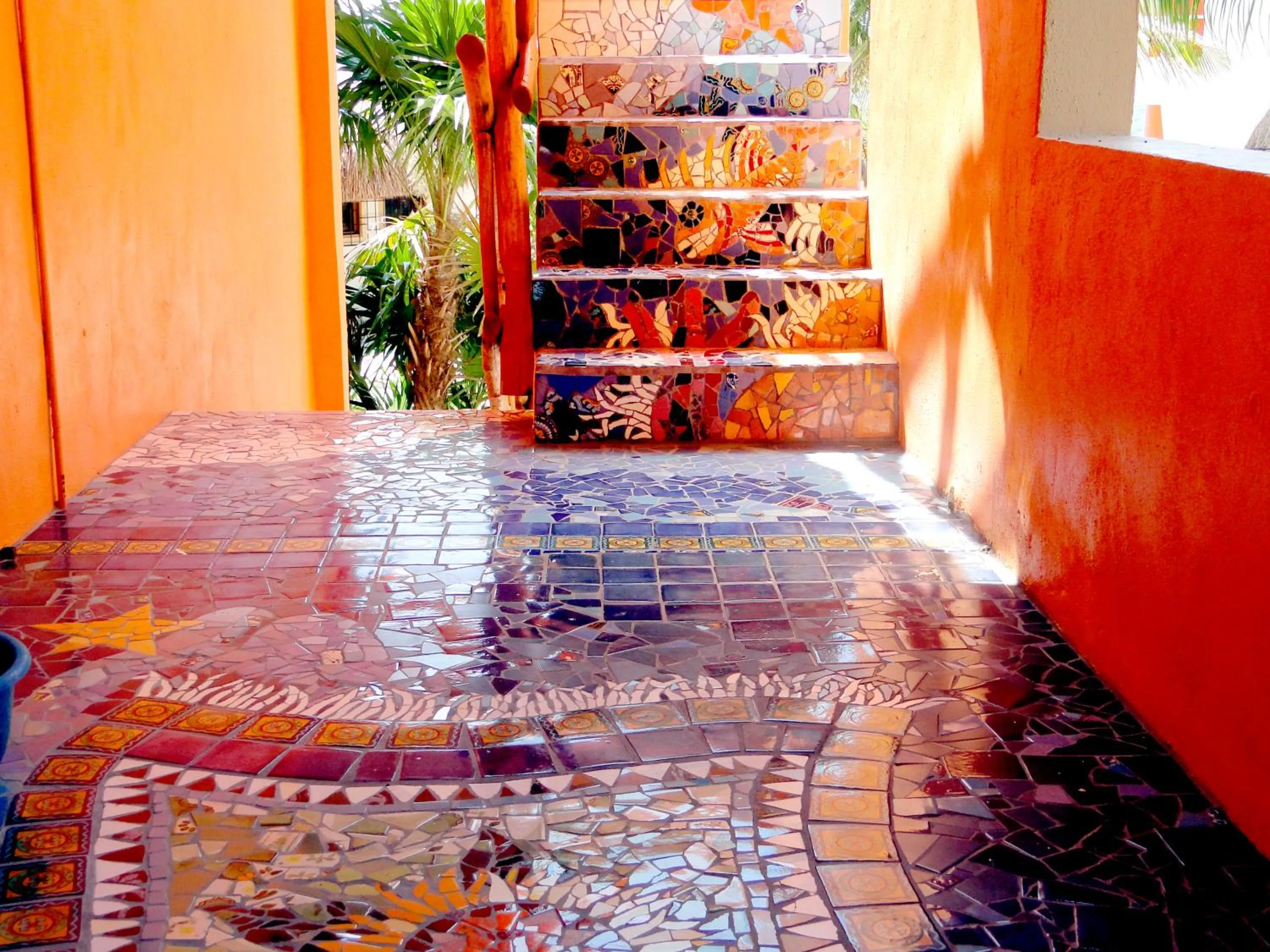 Patio in Mayan Beach Garden