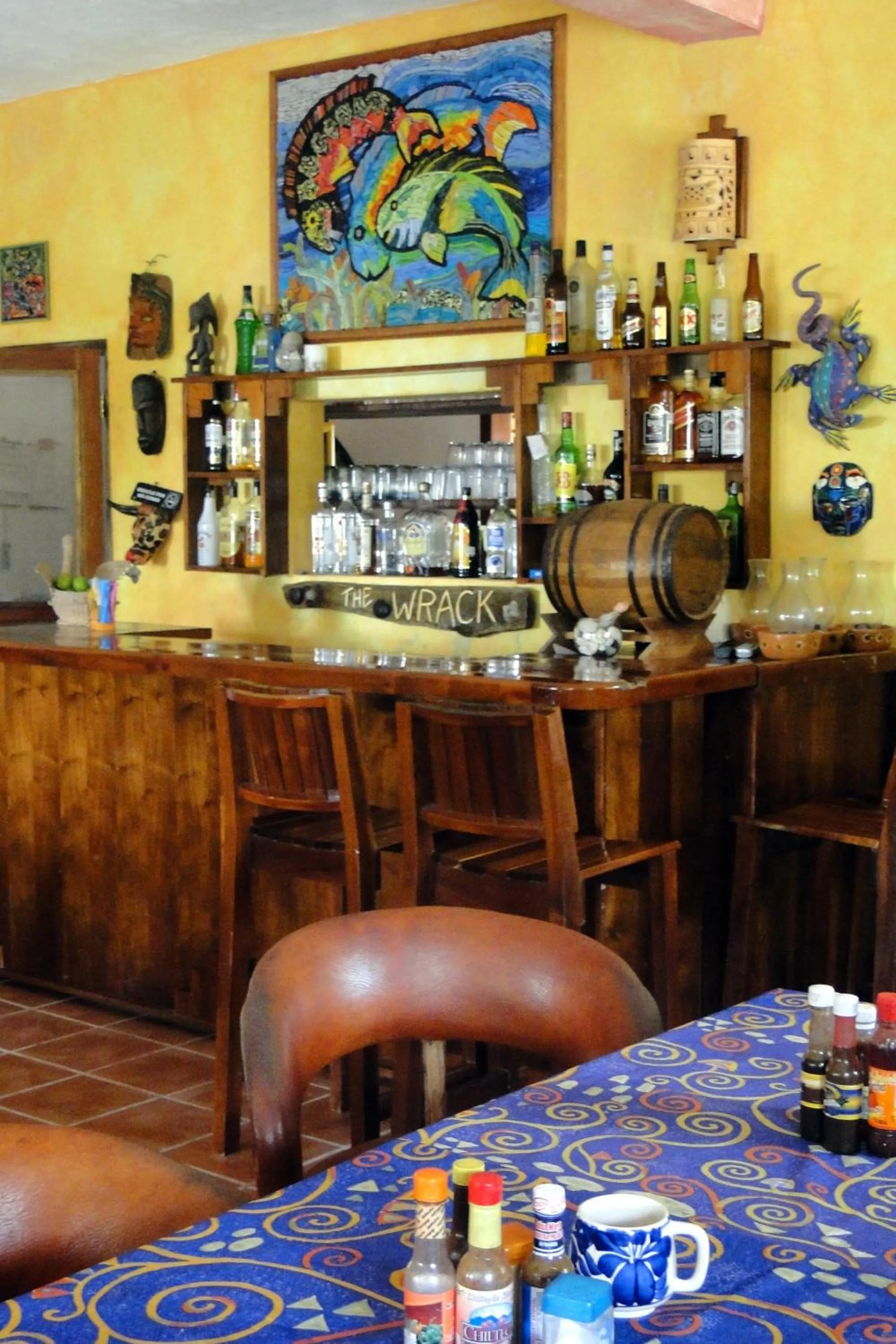 Restaurant/places to eat in Mayan Beach Garden