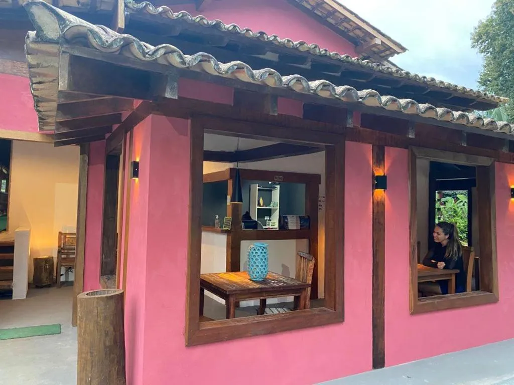 Facade/entrance in Pousada Tubes Maresias