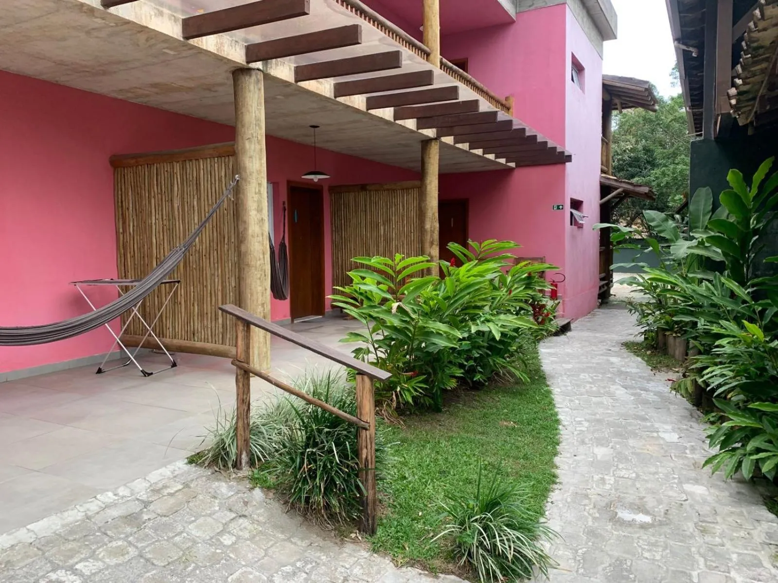 Pousada Tubes Maresias