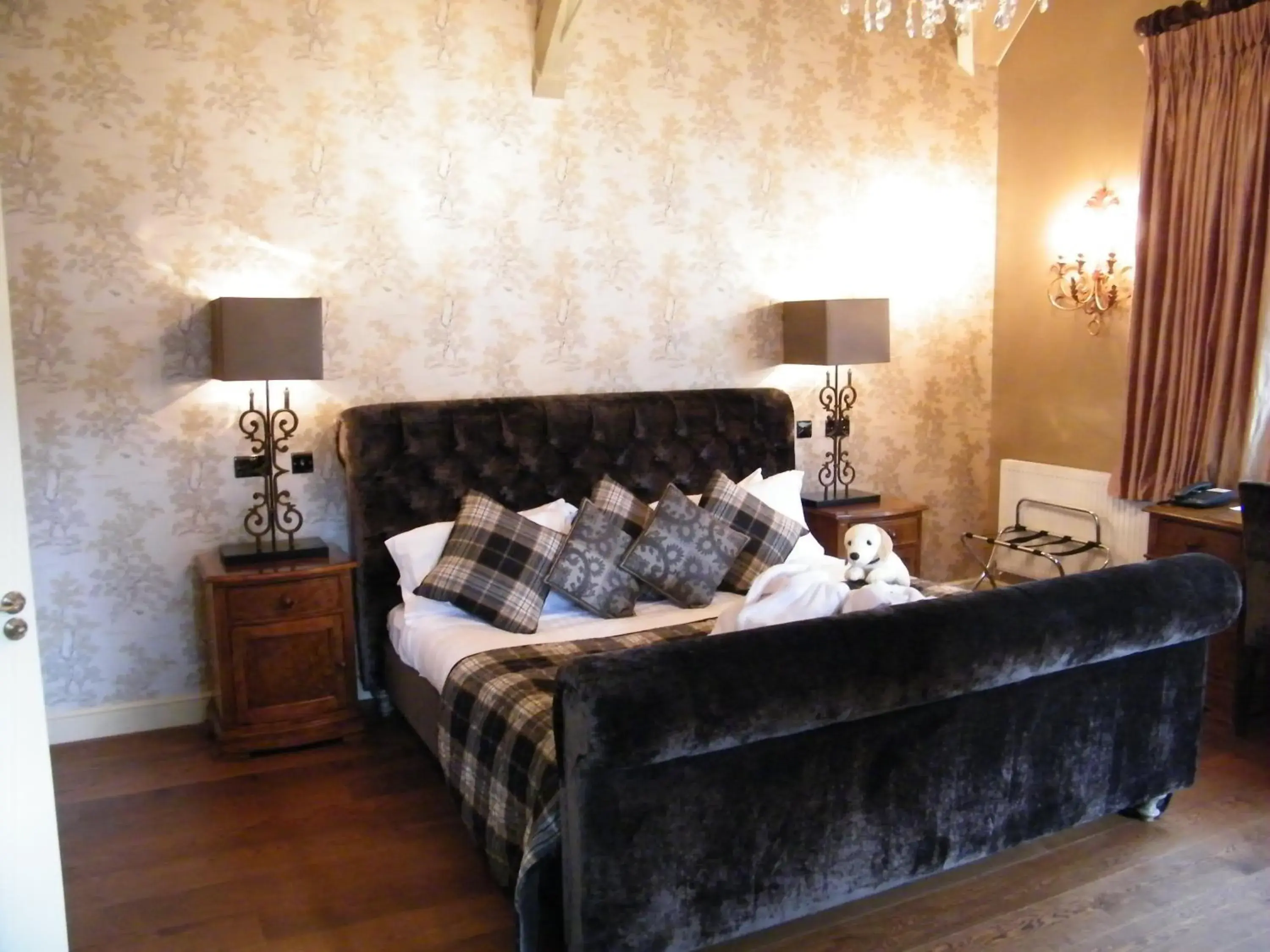 Junior Suite in The Coed-Y-Mwstwr Hotel Junior Suite in The Coed-Y-Mwstwr Hotel