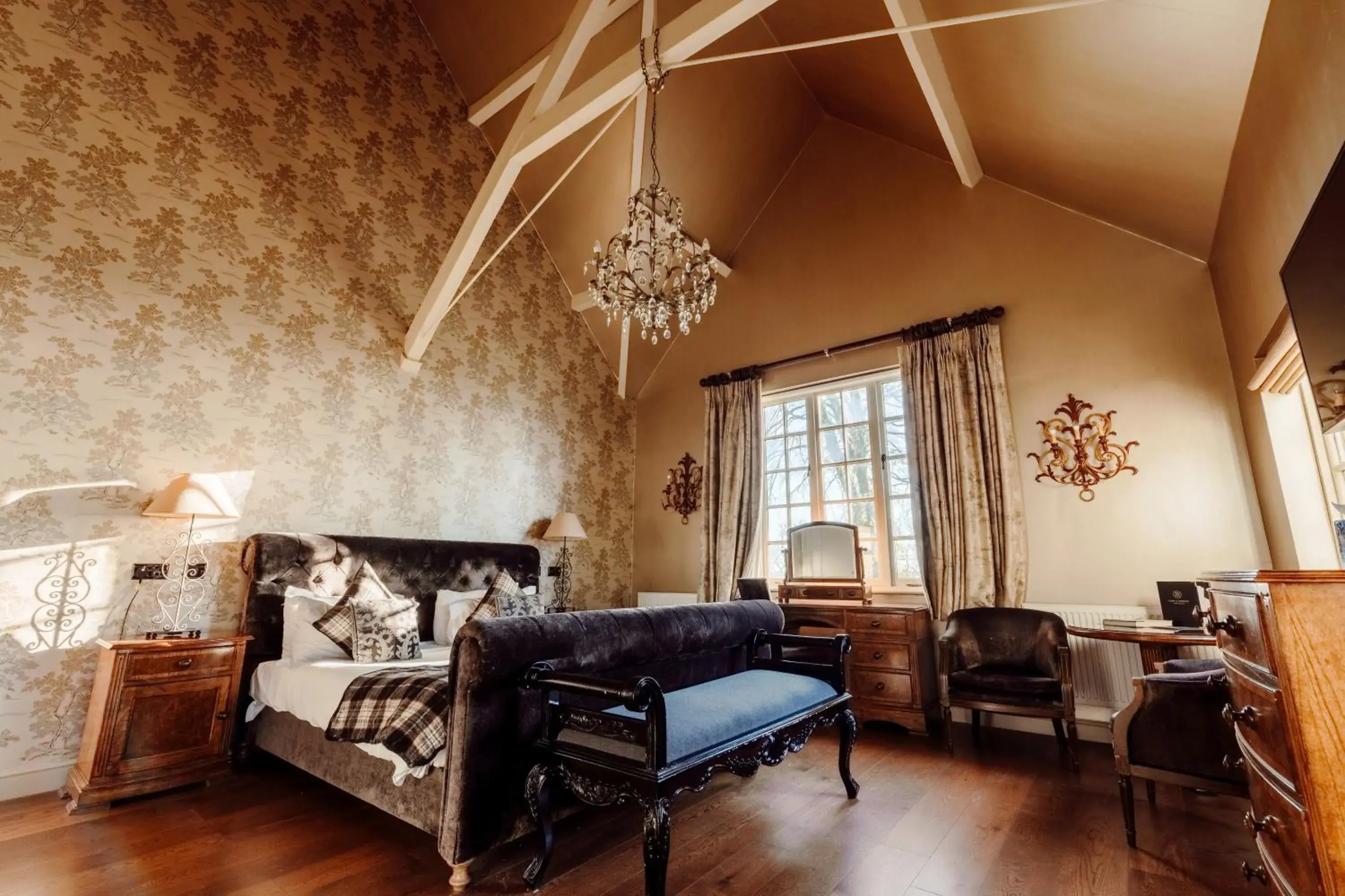 Junior Suite in The Coed-Y-Mwstwr Hotel Junior Suite in The Coed-Y-Mwstwr Hotel