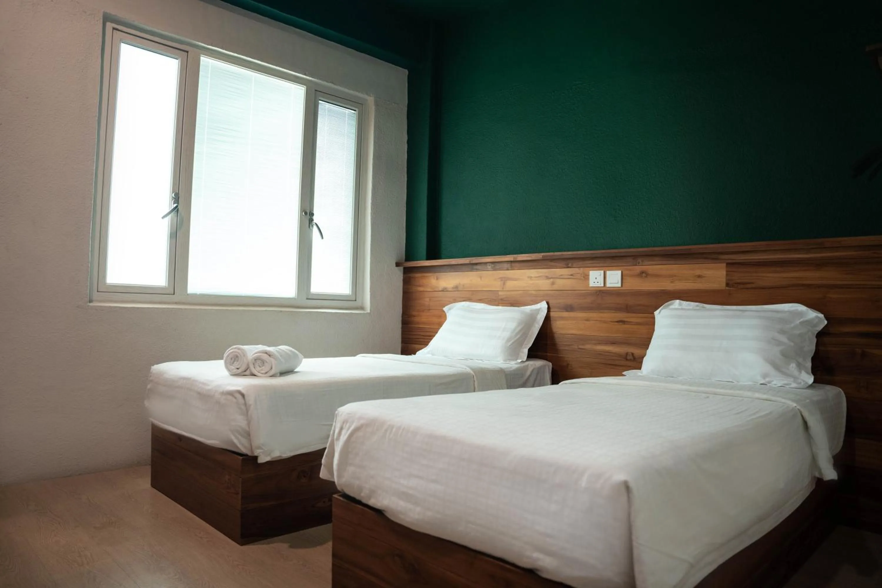 Photo of the whole room in Room V Jalan Sultanah Near Bus Stop Batu Pahat