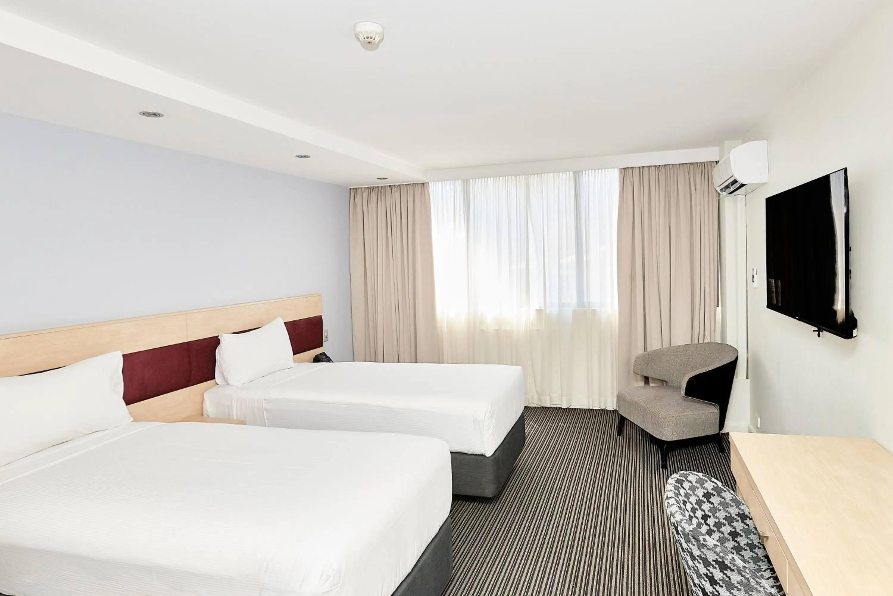Bedroom, Bed in Central Studio Hotel Sydney