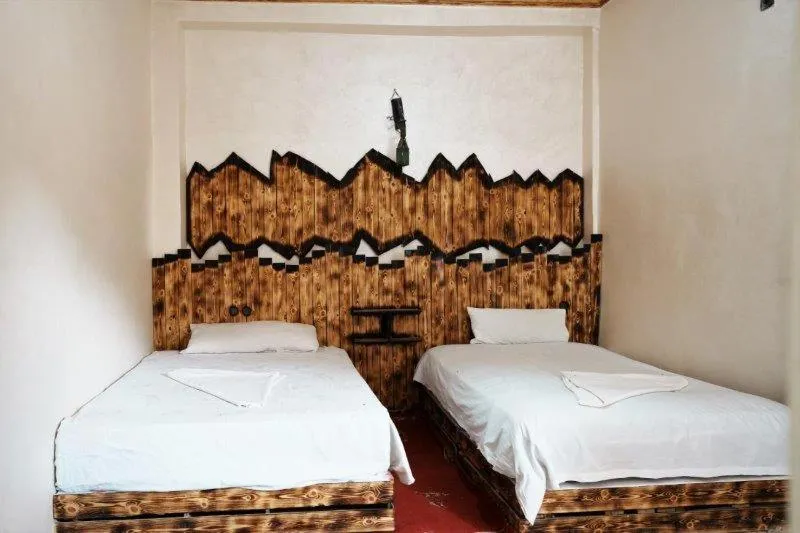 Dounia Hostel