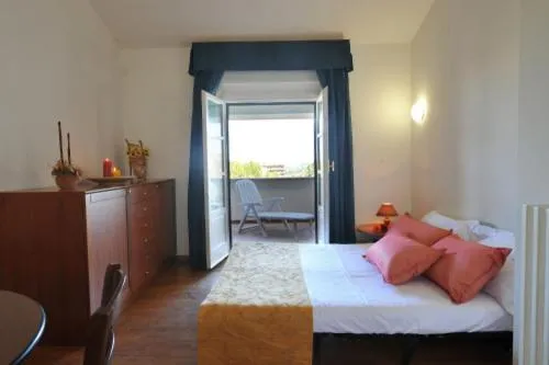 Day in Holiday House Aurora